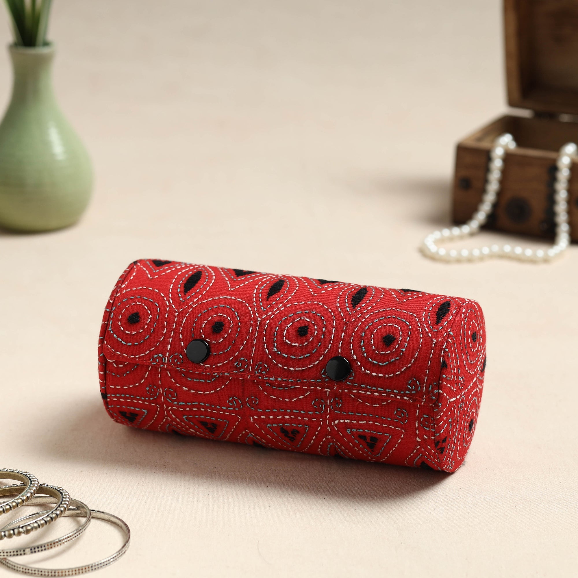 ASALKAAR Bengal Kantha Work Handcrafted Bangle Box (Big)