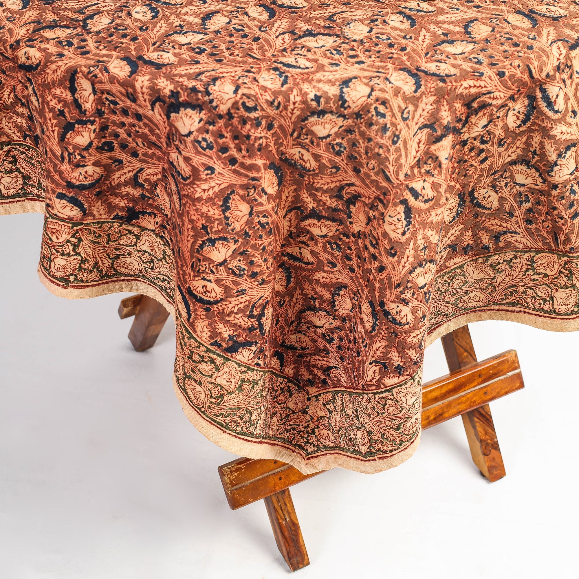 PITCHUKA SRINIVAS KALAMKARI PEDANA Brown - Original Pedana Kalamkari Block Printed Cotton Table Cover (45 x 45 in) - view 2