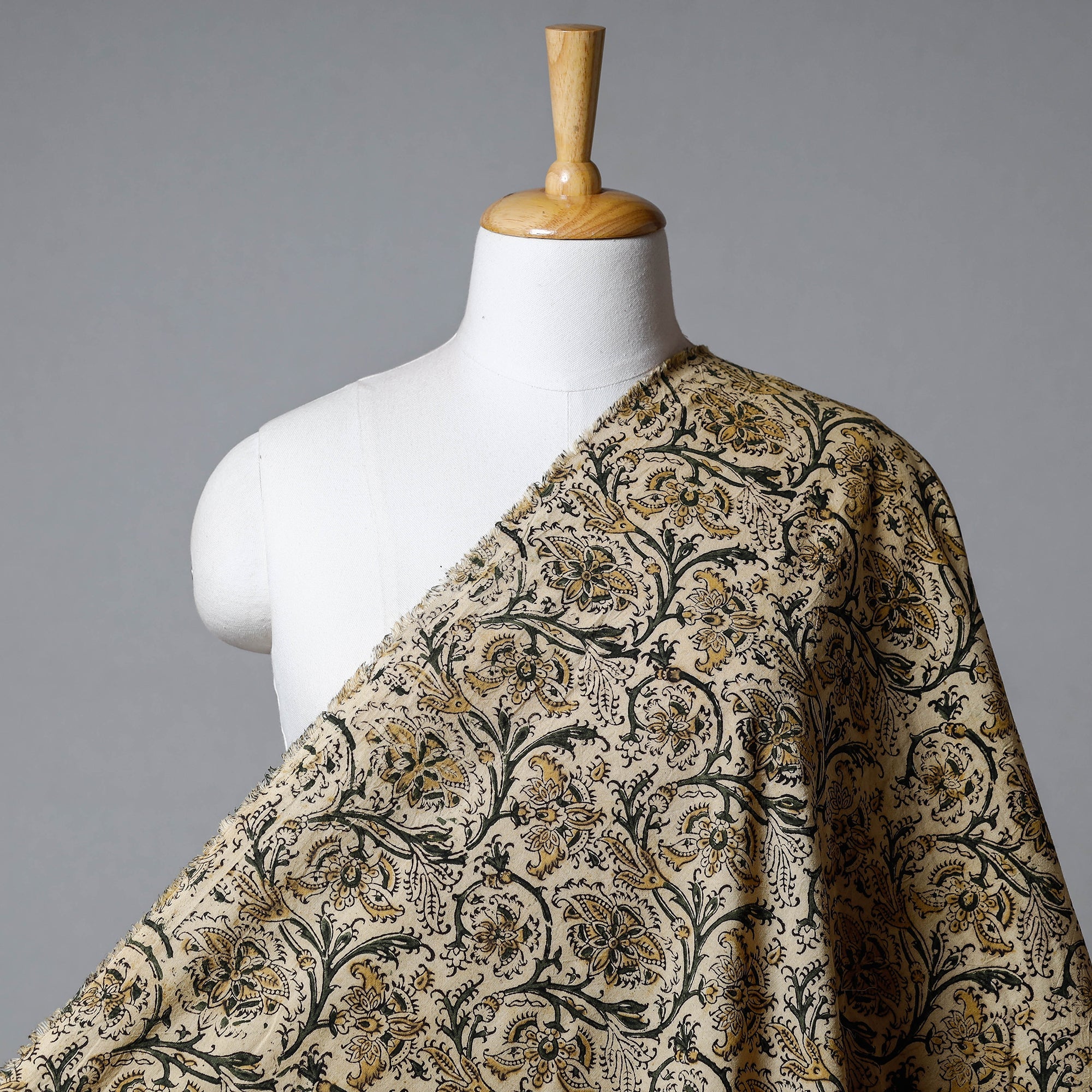 PITCHUKA SRINIVAS KALAMKARI PEDANA Beige - Pedana Kalamkari Block Printed Cotton Fabric 04