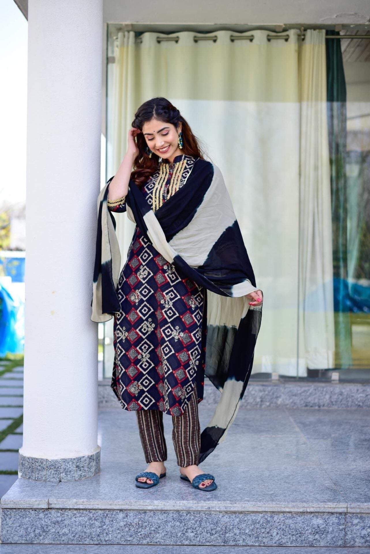 Idaho-o Malini muslin Straight set - view 2