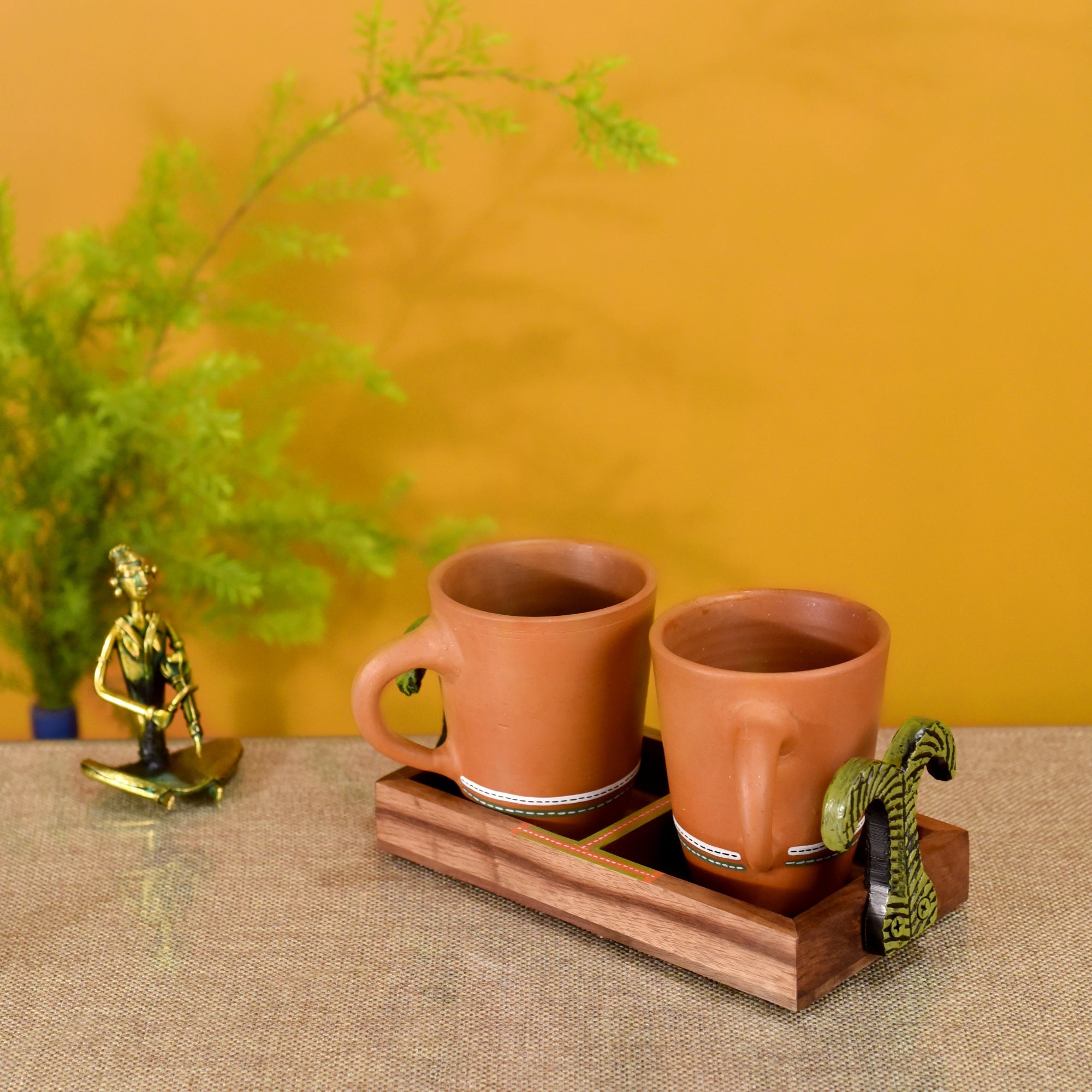 ART CREATIONS BY SUMAN SONTHALIA Brown - Happy Morning Earthen Coffee Mugs & Wooden Tray