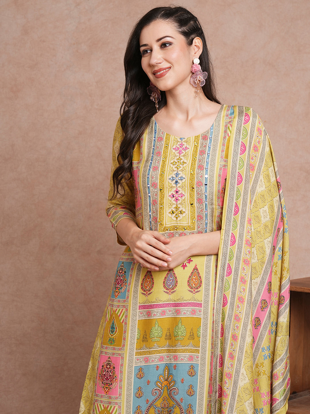 FASHOR Ethnic Printed & Mirror Embroidered Straight Fit Kurta with Pant and Dupatta - Green - view 2