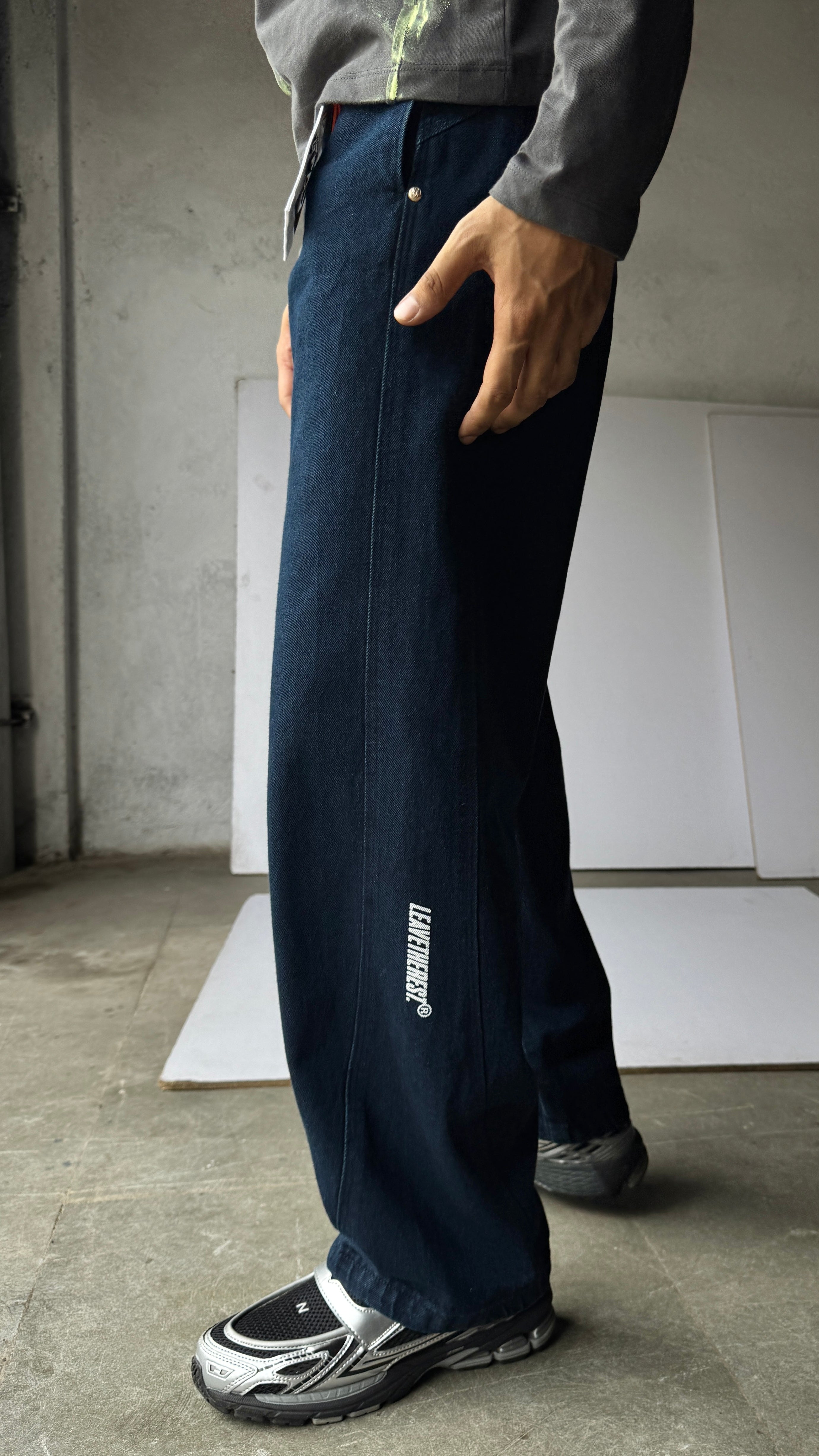 Leave The Rest B4 Curved-Indigo - view 3
