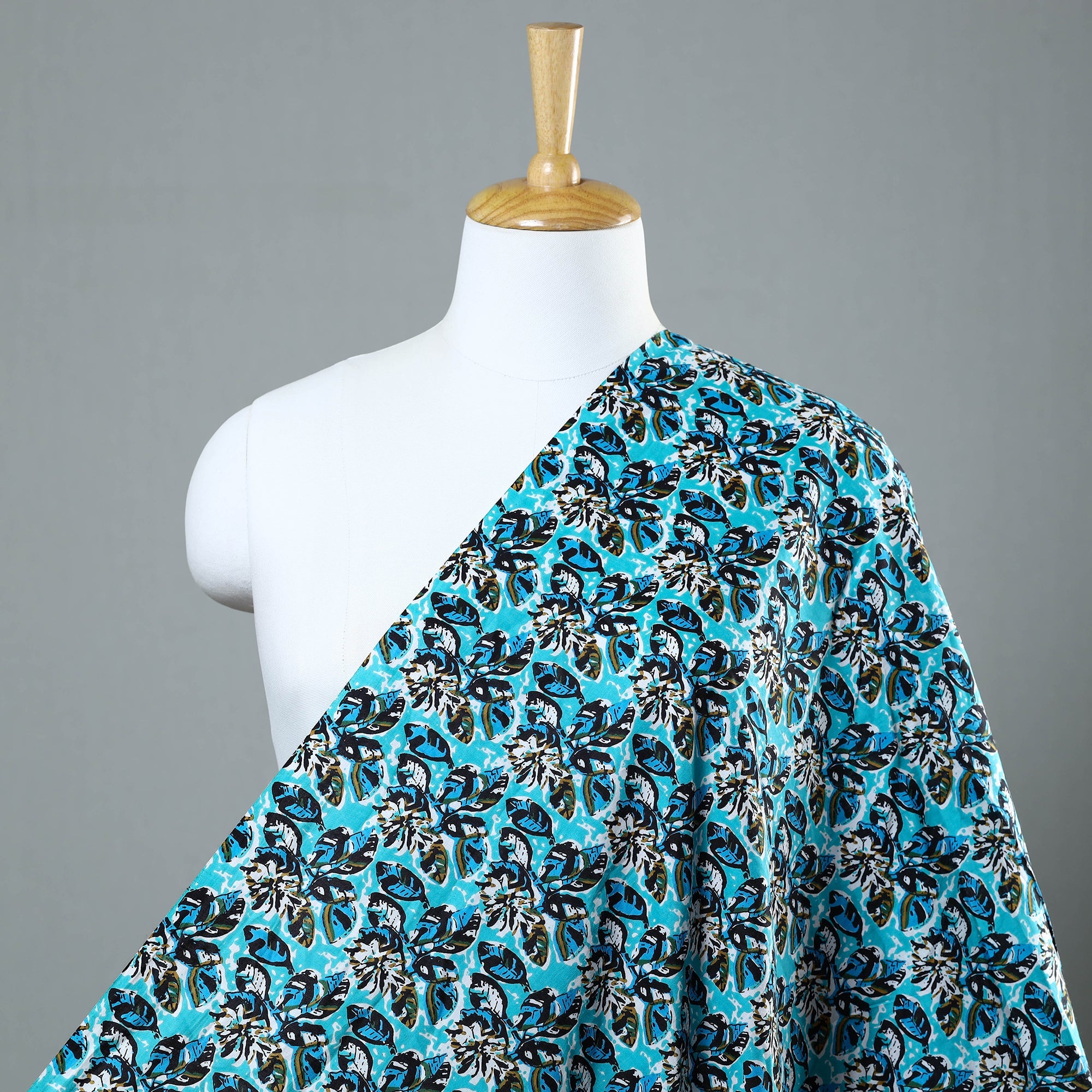 ARTISAN HAND BLOCK PRINTS Blue - Floral Jaipur Print Cotton Fabric 03