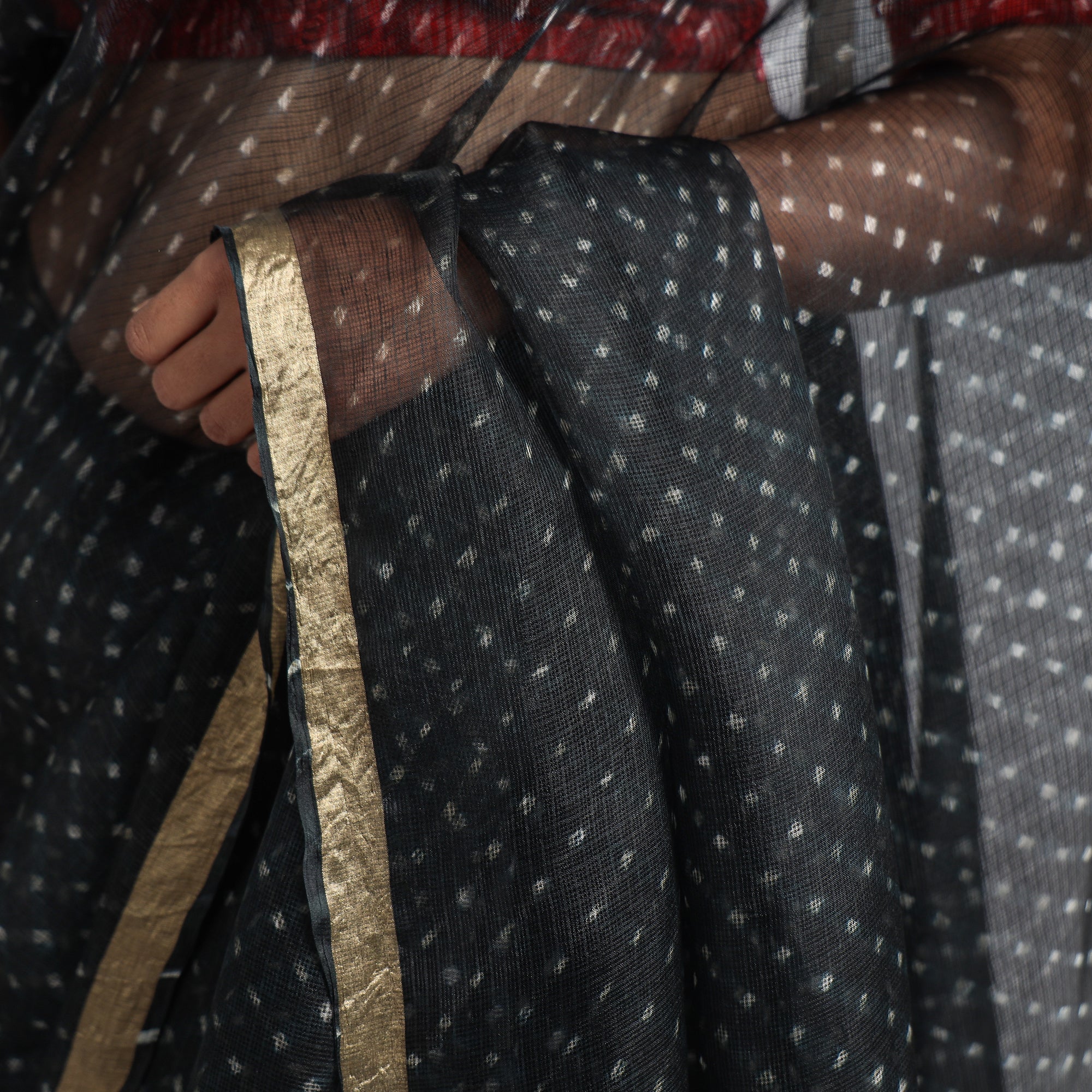 LEHARIYA BY BADSHAH MIYAN Black - Leheriya Tie-Dye Mothra Kota Doria Silk Saree - view 5