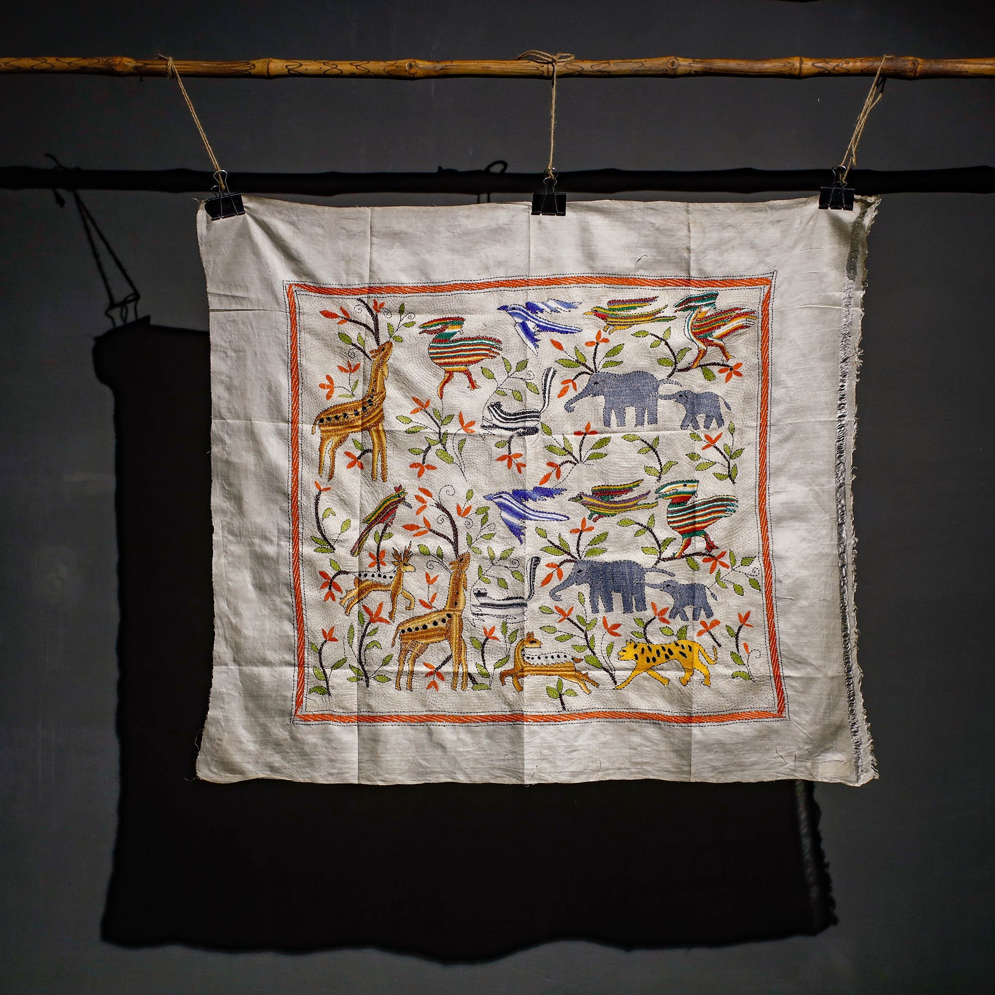 KHUSHBASH - HAPPY LOOM OF EAST Bengal Kantha Hand Embroidery Tussar Silk Wall Hanging (35 x 40 in)