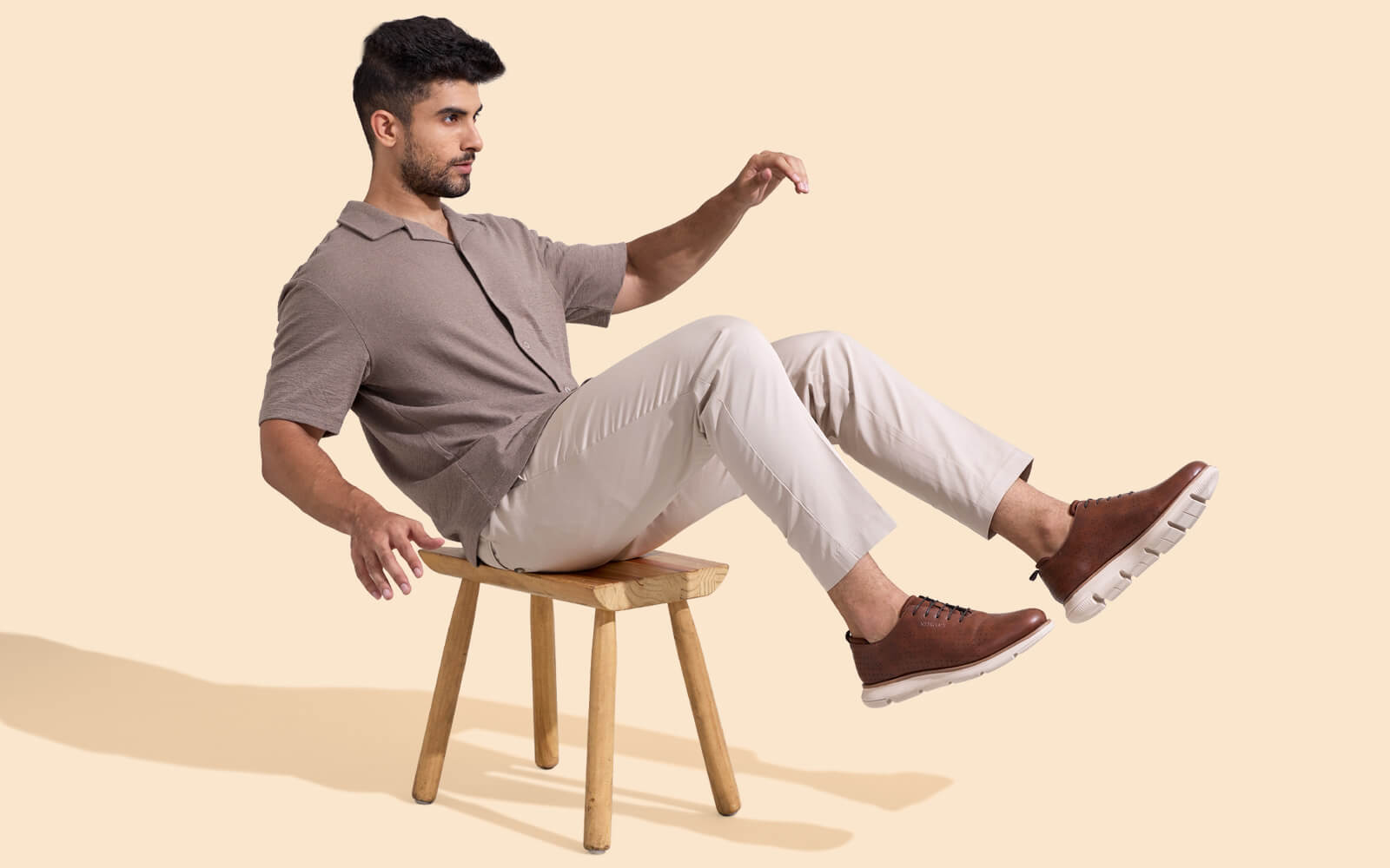Neeman's Flexy Brogues : Brown - view 9