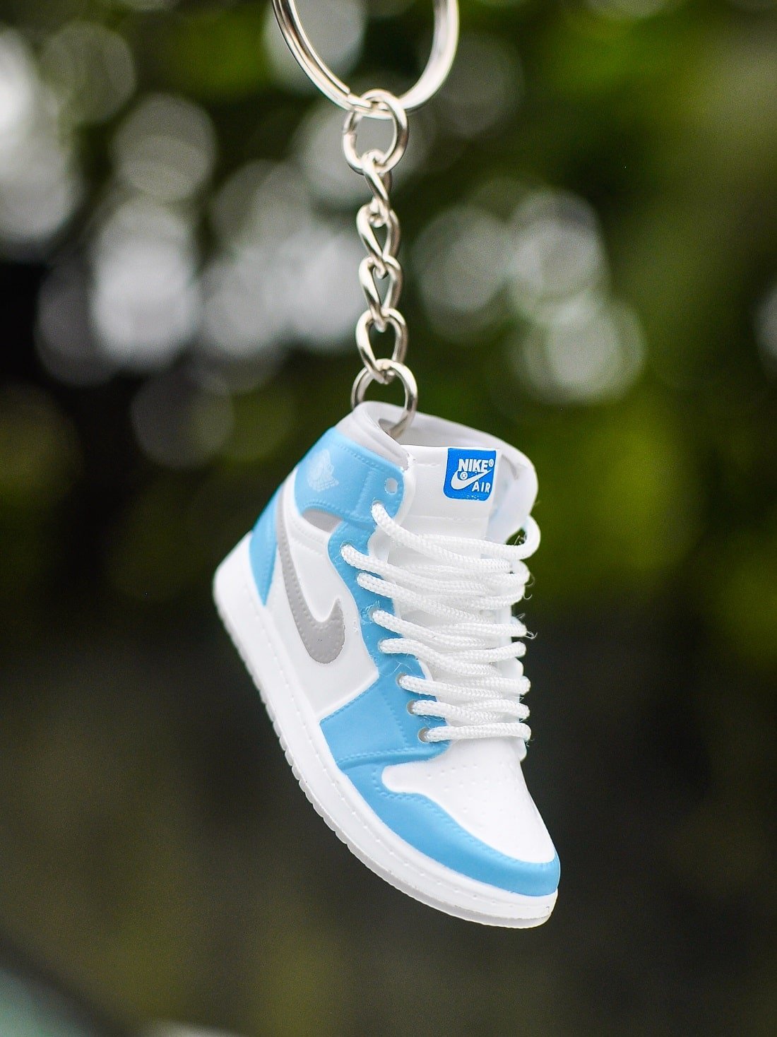 Kicks Machine 3D Sneaker Keychain AJ1 Hyper Royal