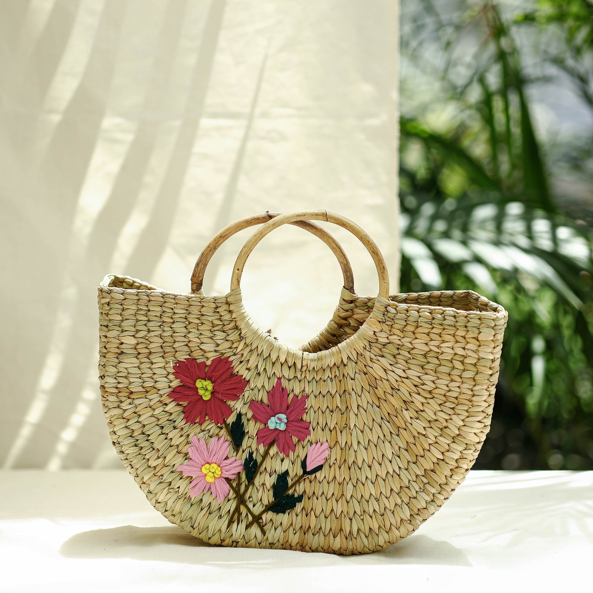 ITOKRI CRAFTS INITIATIVE Beige - Handcrafted Natural Water Reed Embroidered Hand Bag