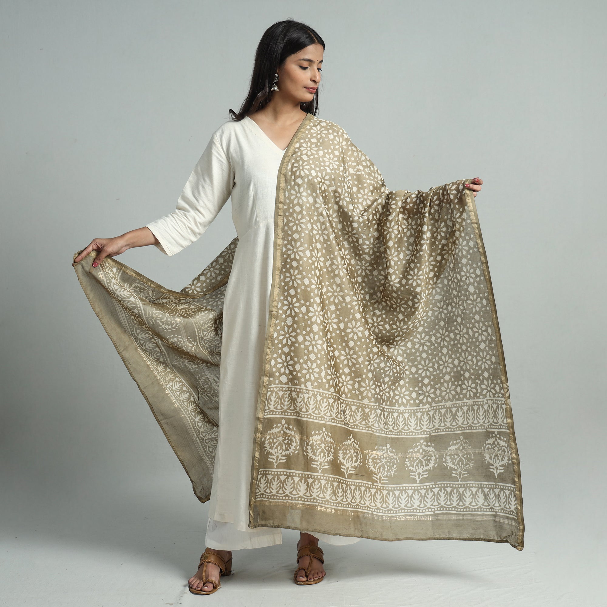 HAVELI CHRONICLES Brown - Pipad Block Printed Handloom Chanderi Silk Dupatta 74 - view 2
