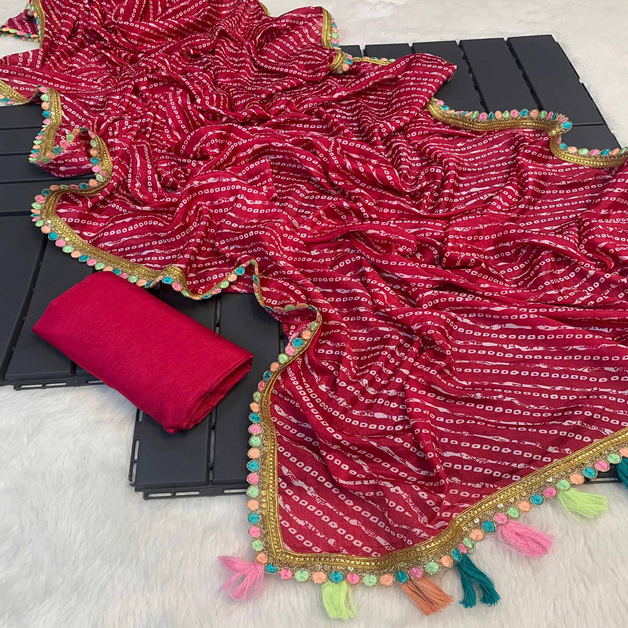 Peachmode Red Leheriya Printed Chinon Saree – Women's