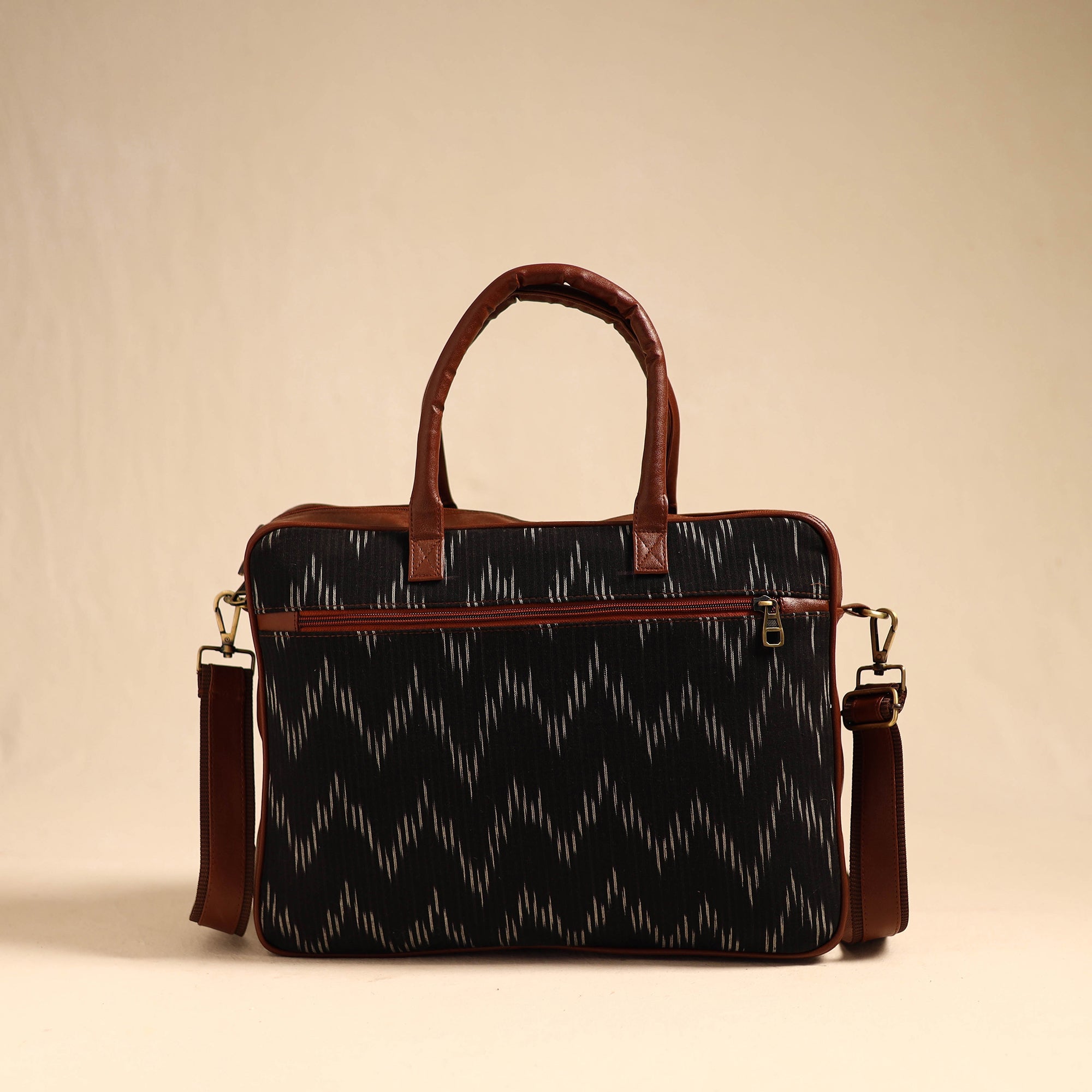 ITOKRI CRAFTS INITIATIVE Black - Handmade Pochampally Ikat Laptop Bag 29 - view 3