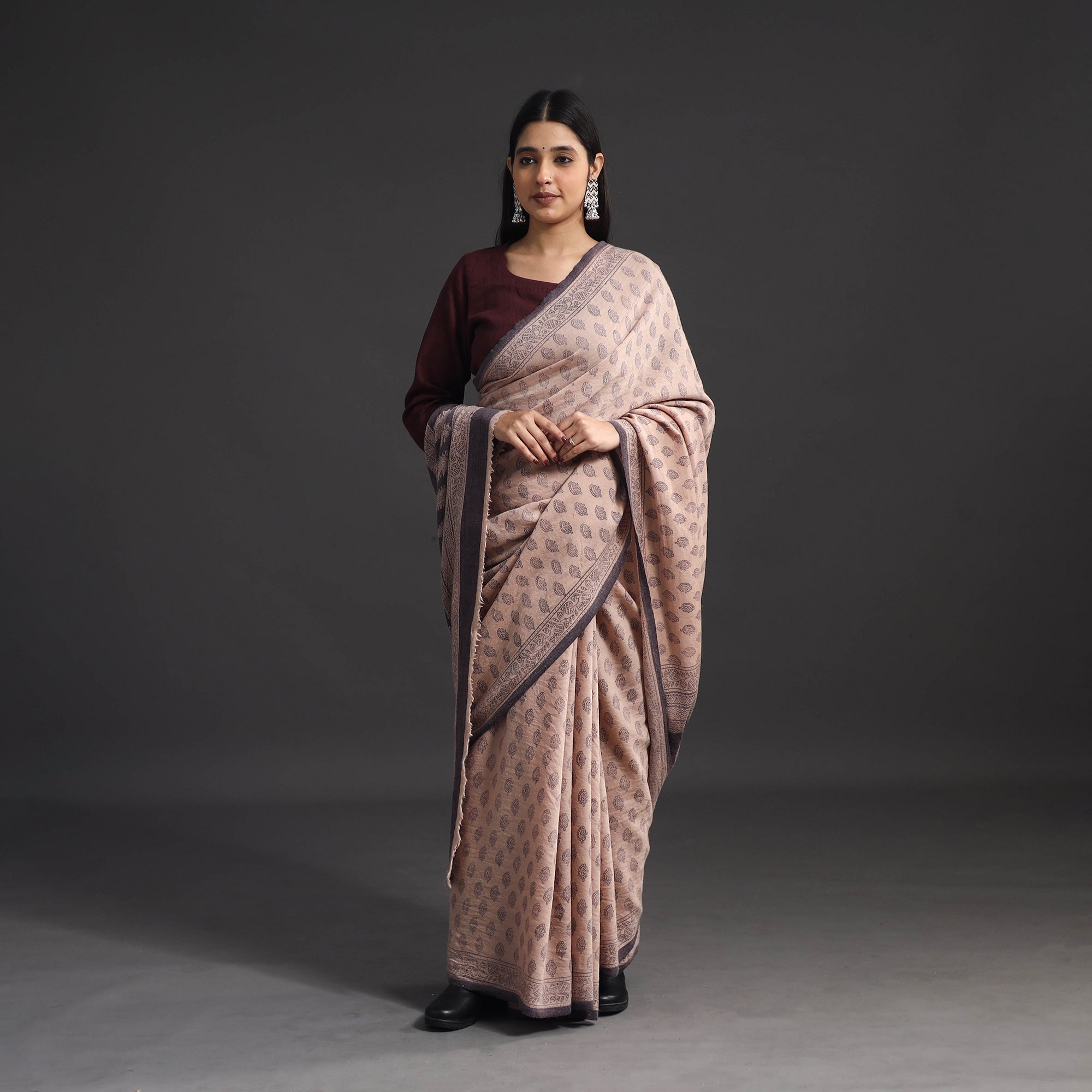 BAGH PRINTS BY UMAR FARUK KHATRI Beige - Handwoven Merino Wool Bagh Block Print Saree 02 - view 2