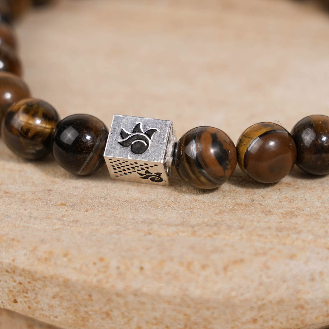 Prinjal Jewellers Tiger Eye Stone Beads Bracelet