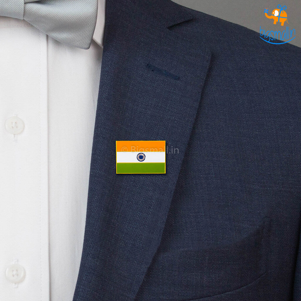 Bigsmall_piu India Lapel Pin - view 2