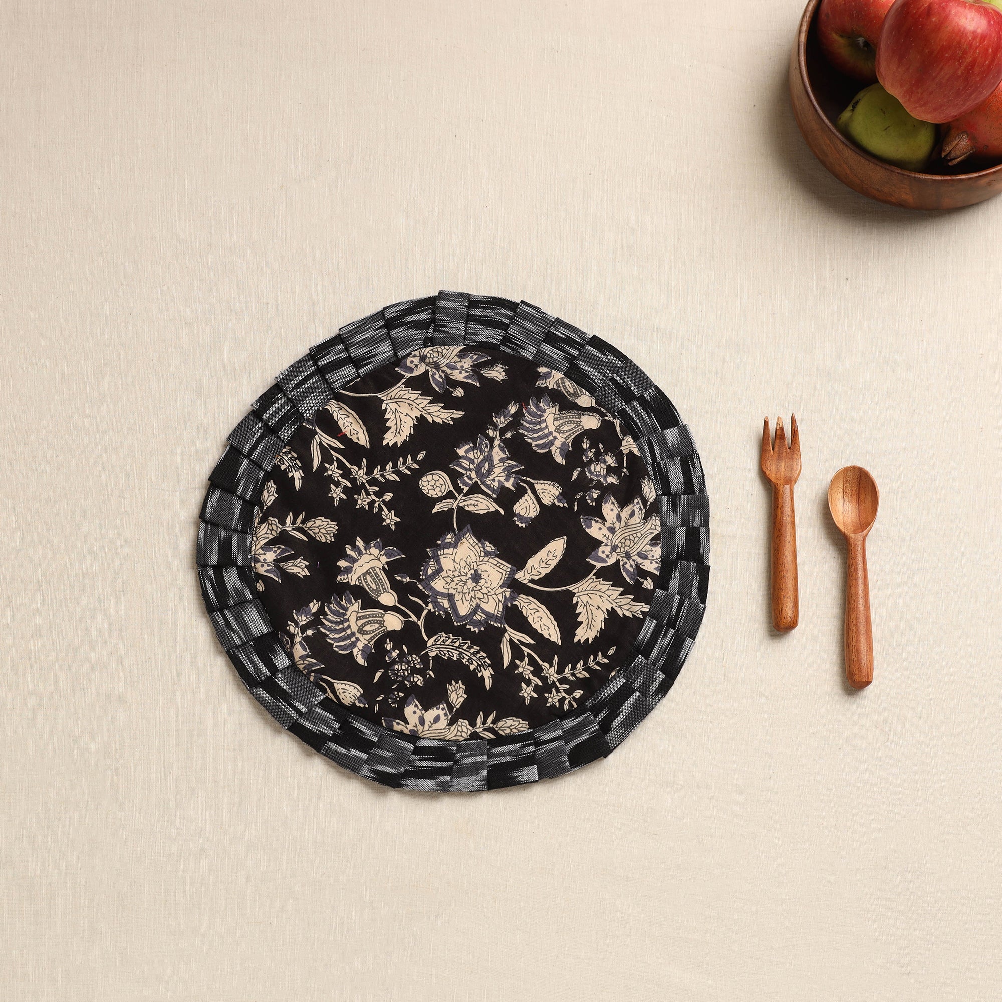 NOORI BAZAR Black - Handcrafted Cotton Round Pot Holder 04