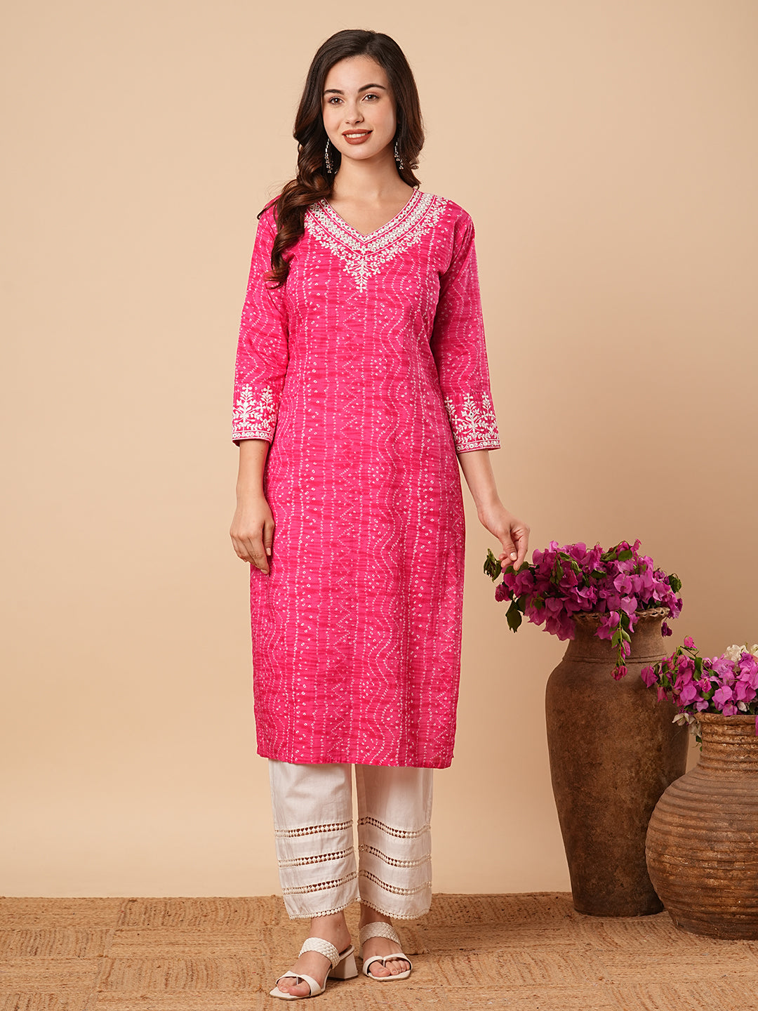 Fashor Bandhani Printed Ethnic Embroidered Straight Fit Kurta - Pink - view 3