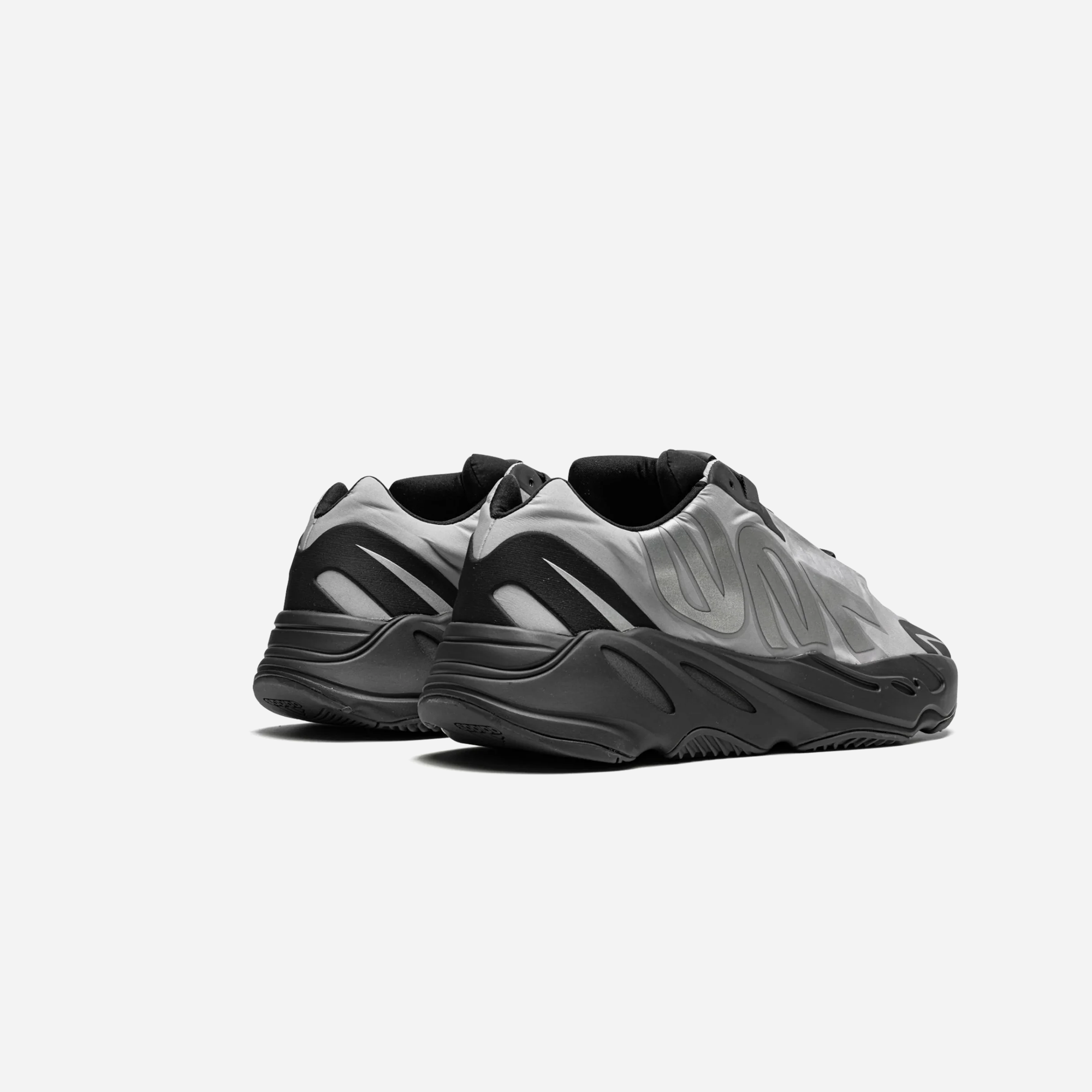 Adidas Yeezy Boost 700 MNVN Metallic - view 2