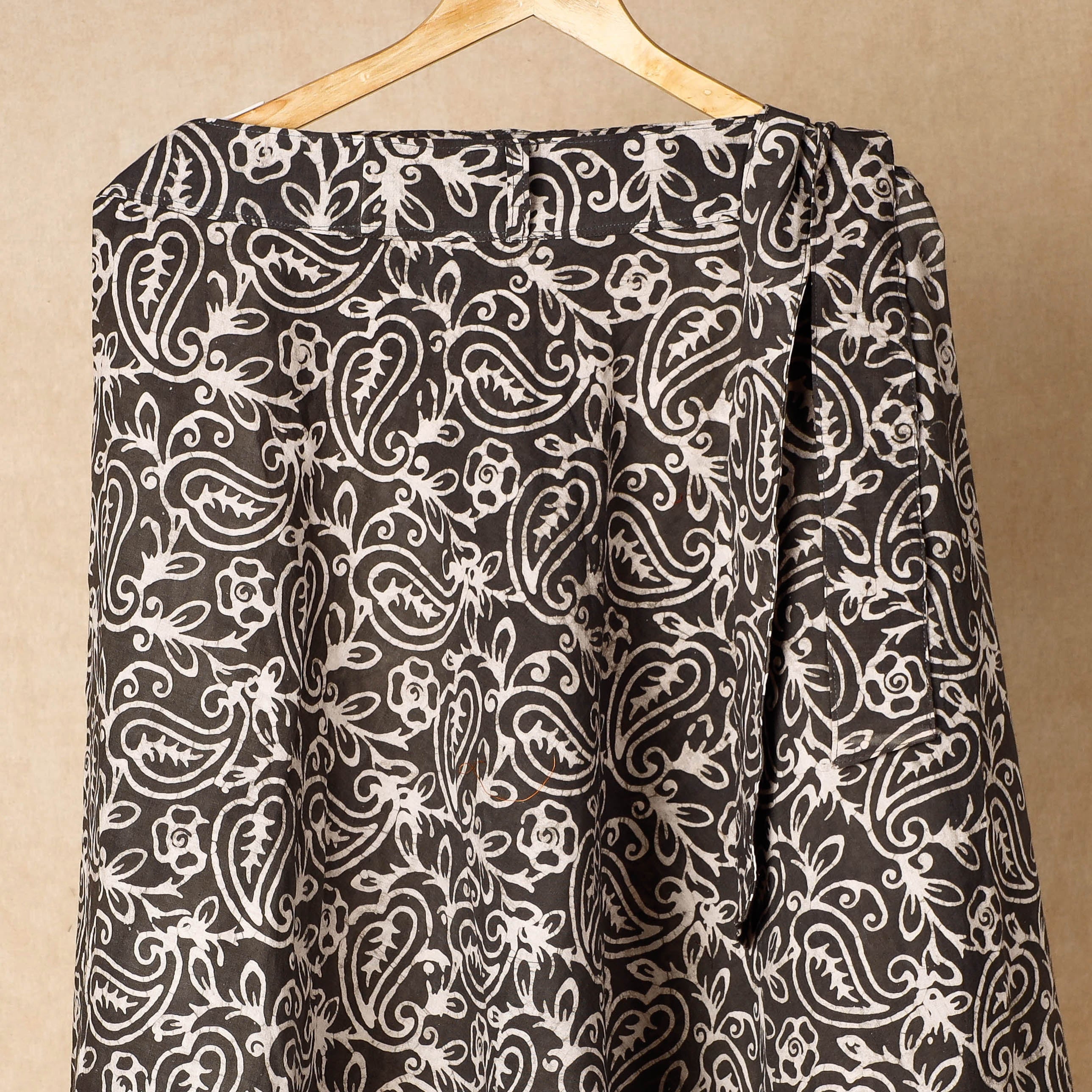 NOORI BAZAR Brown - Hand Batik Printing Cotton Wrap Around Skirt - view 3