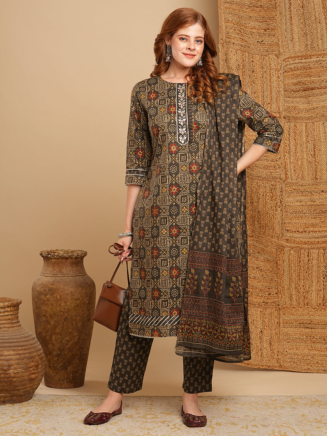Printed embroidered kurta – Fashor Ethnic Printed & Embroidered Kurta with Pant & Pure Cotton Dupatta - Grey