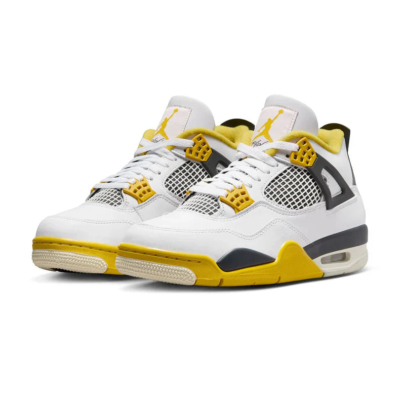 Sneaker Cafe Mumbai Jordan 4 Retro 'Vivid Sulphur' - view 2