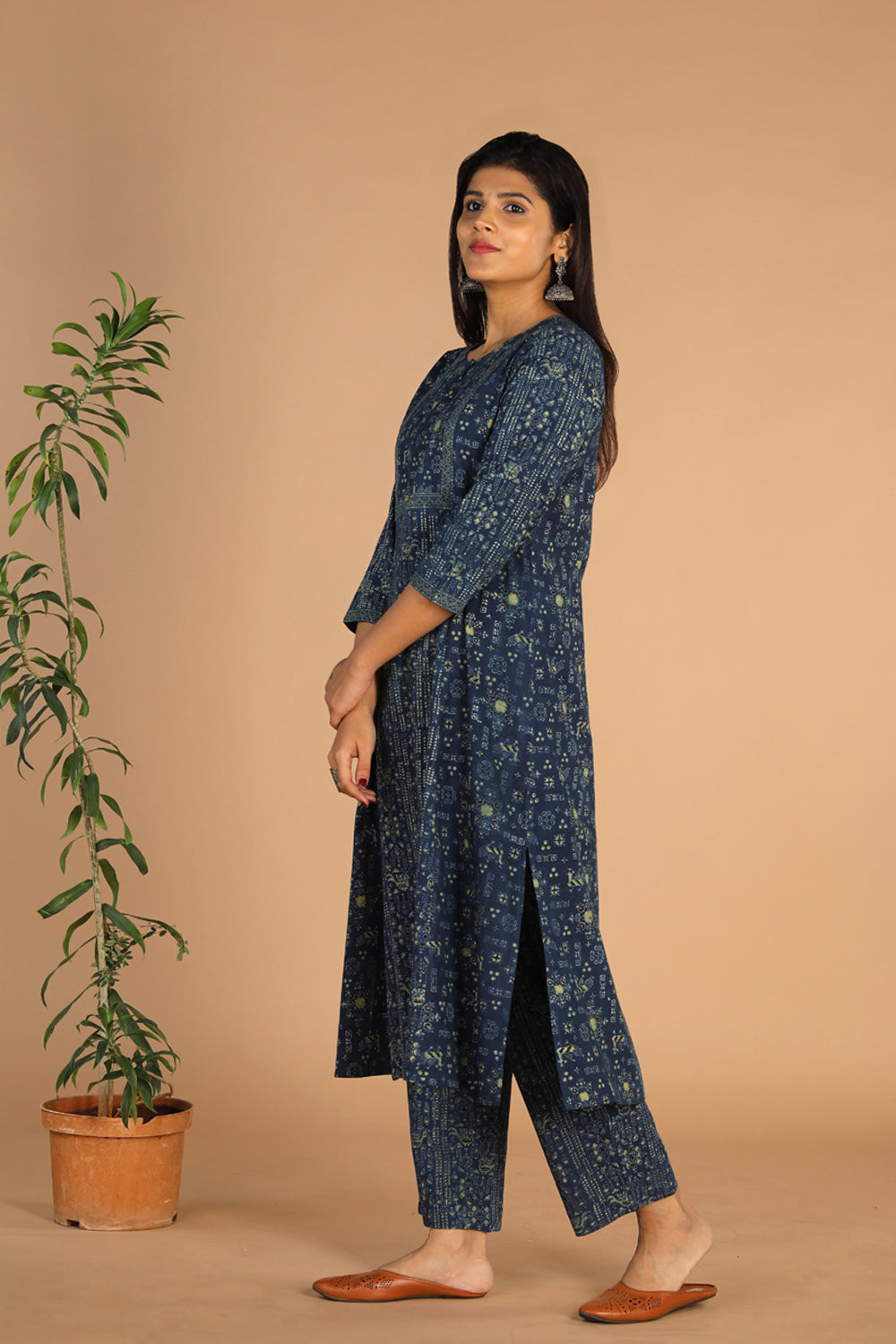 Kalanjali Ethnics Indigo Ajrak handblock printed cotton kurta , pants set - view 8