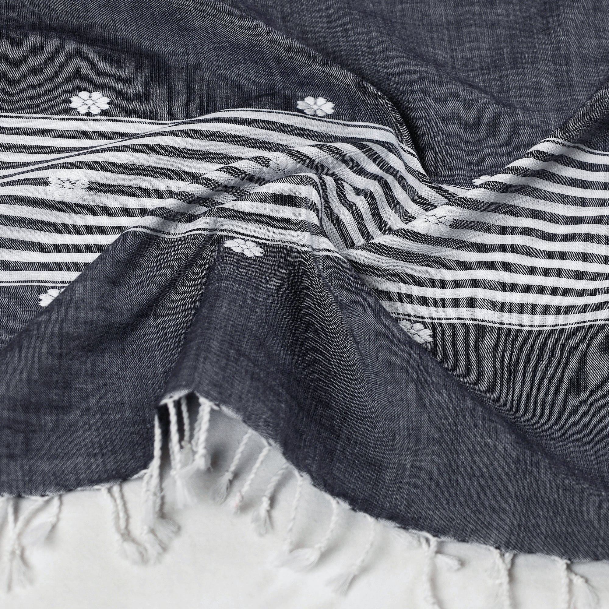 ANTARAN - CRAFTS OF INDIA Black - Assam Weave Handloom Cotton Thread Motifs Stole with Tassels - view 3