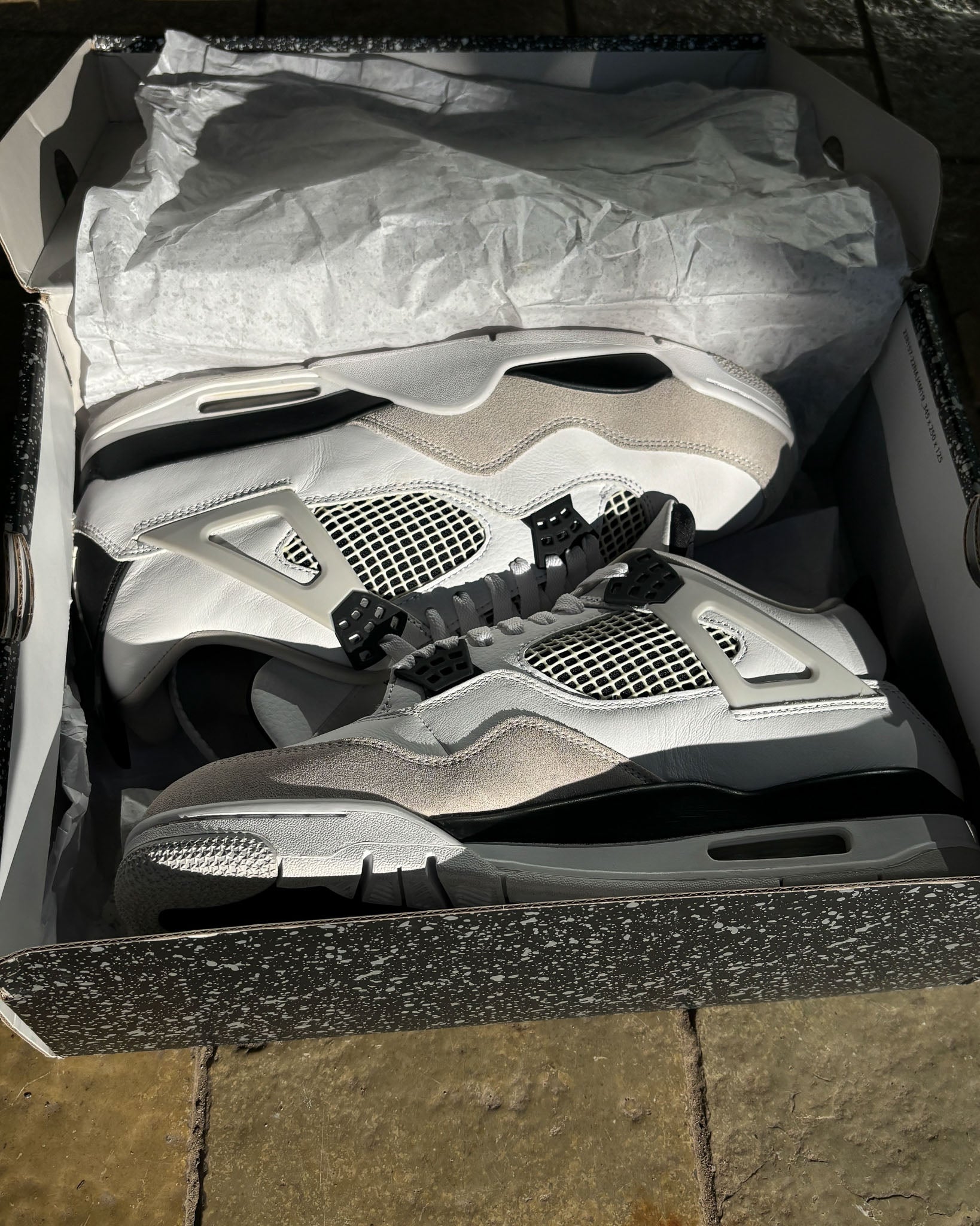 Nike Air Jordan 4 Retro White/Black-Neutral Grey - view 2