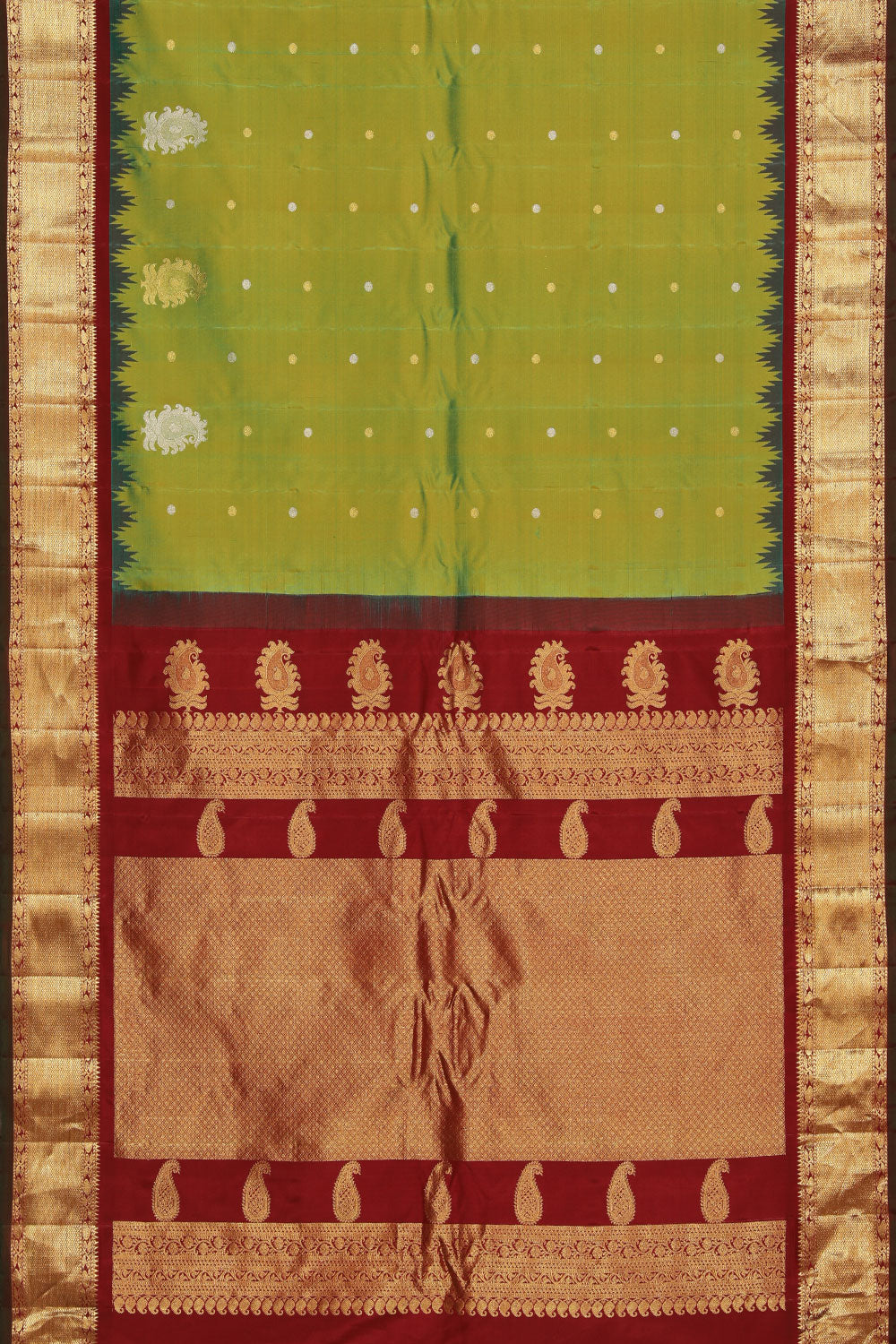 Kalanjali Gadwal Silk Green Saree – Women's - view 3