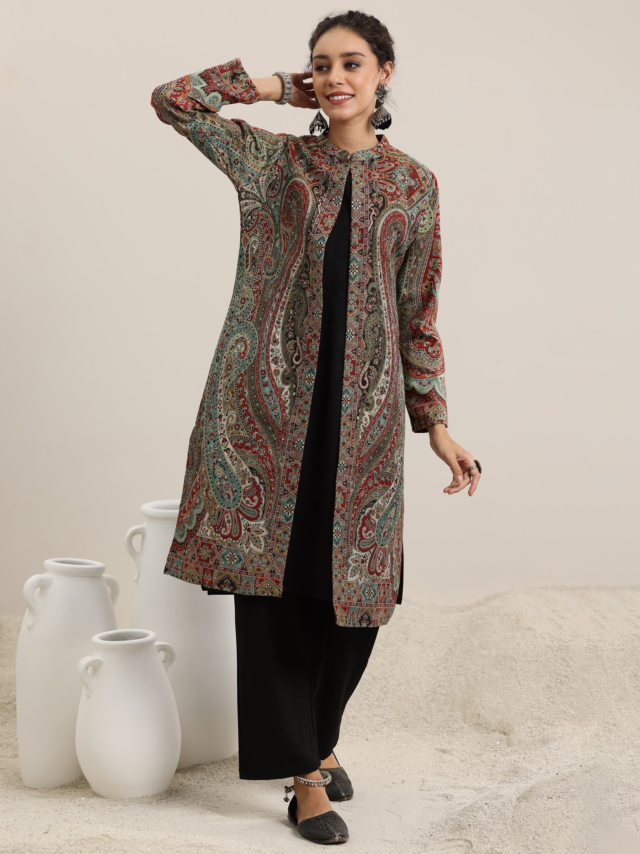 Libas Black Solid Wool Blend Straight Kurta With Palazzos