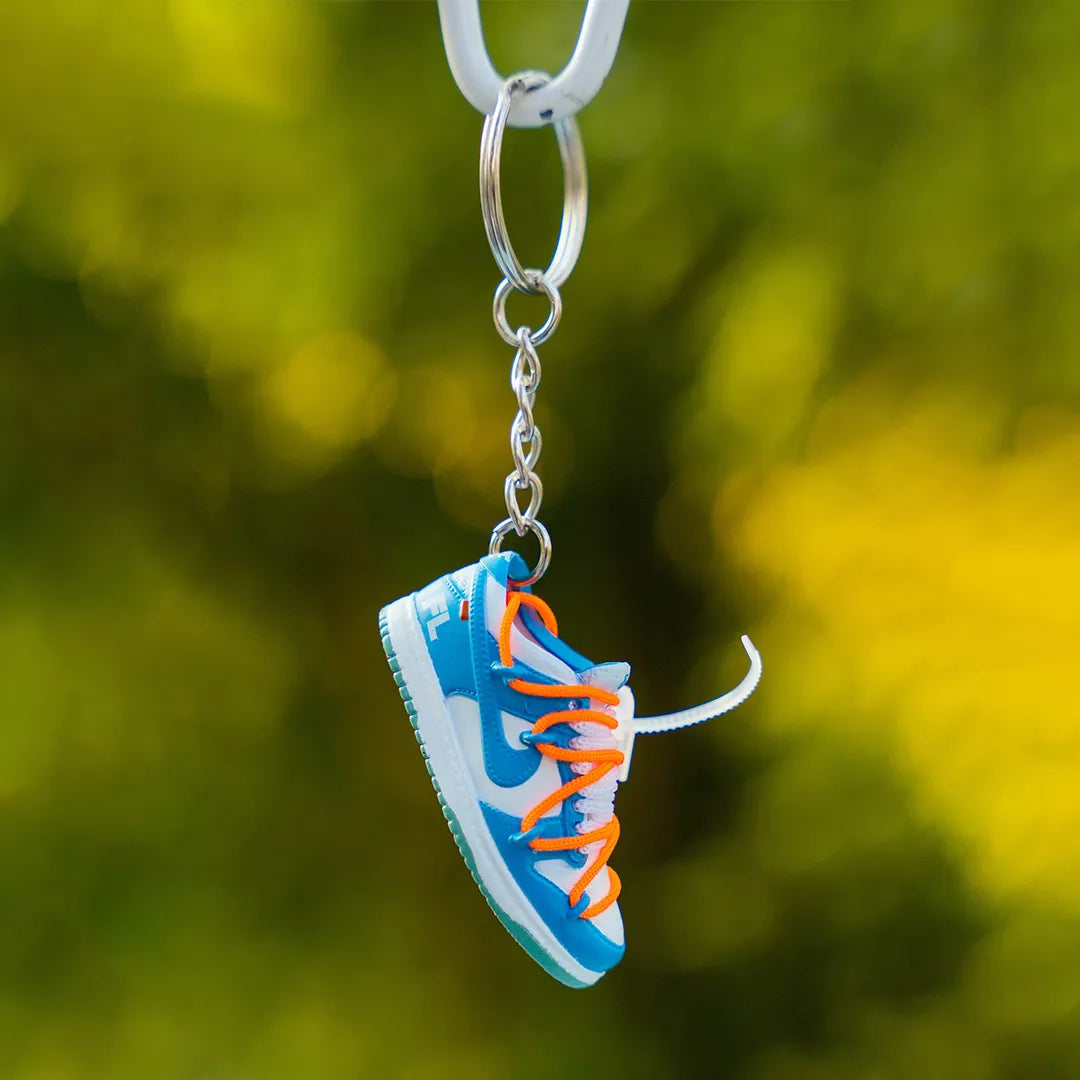 Kicks Machine 3D Sneaker keychain Dunk Low Off-White Blue
