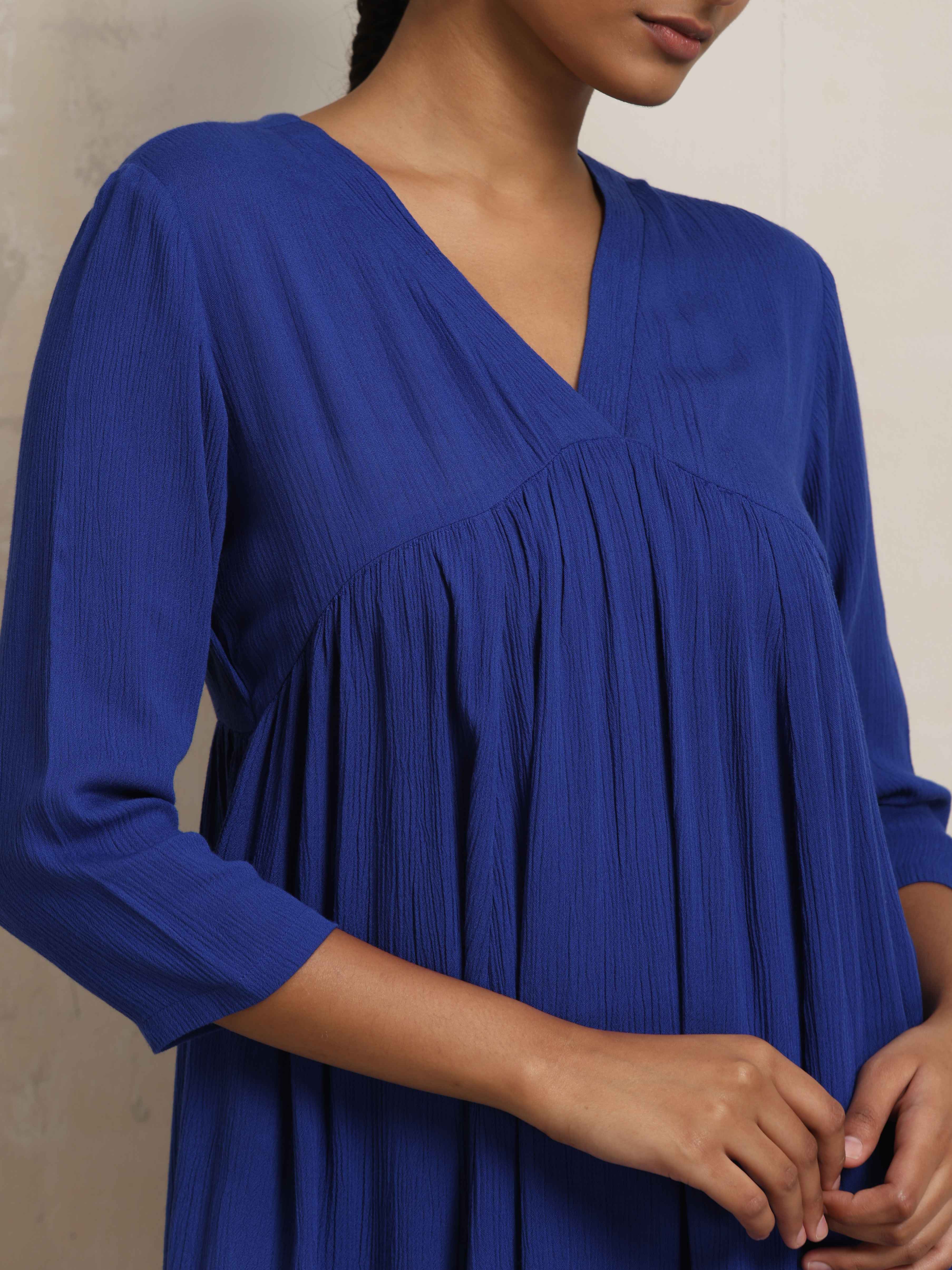 trueBrowns Blue Crinkle Flared Kurta Co-ord Set - view 5