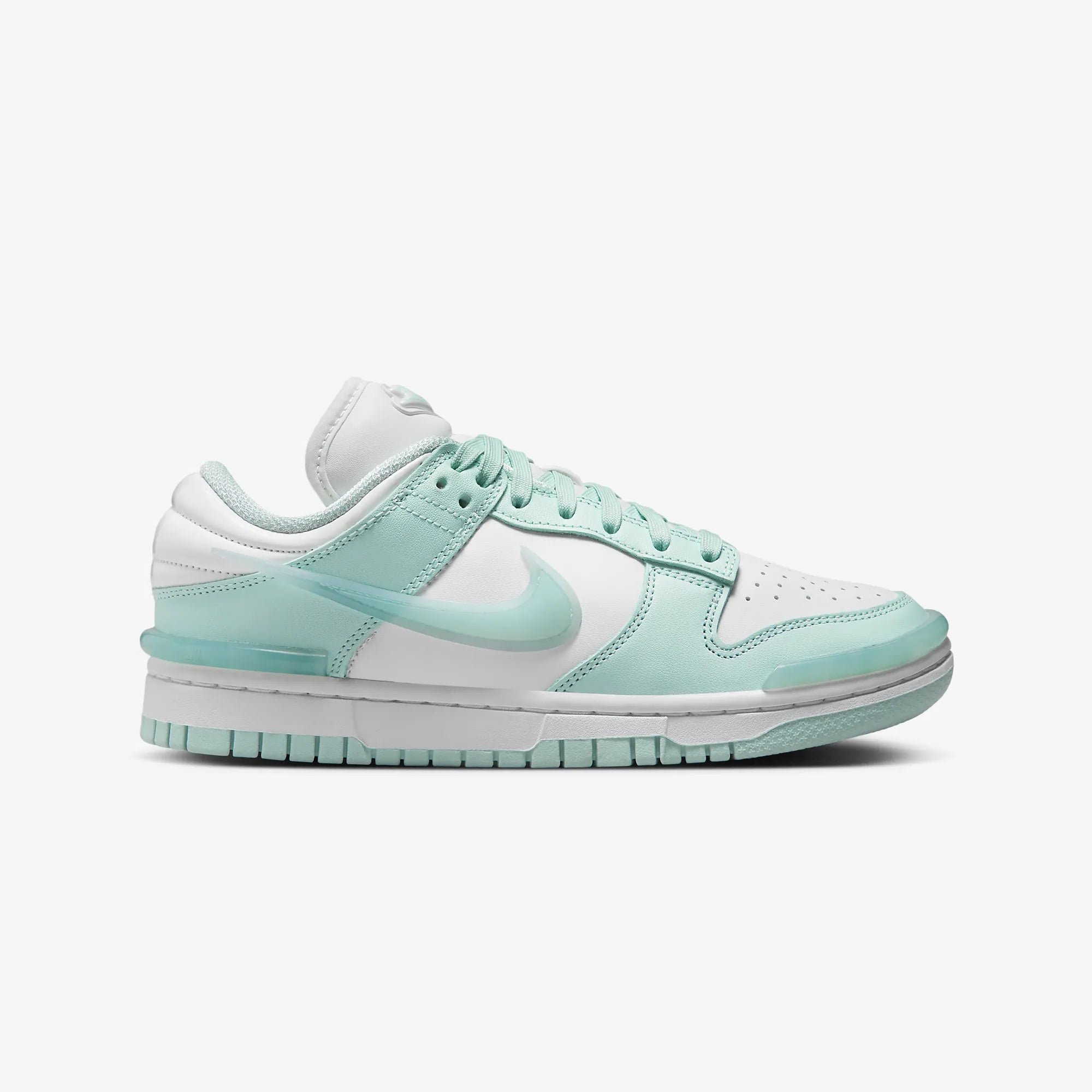 Nike | DUNK LOW TWIST { SUMMIT WHITE/JADE ICE - view 6
