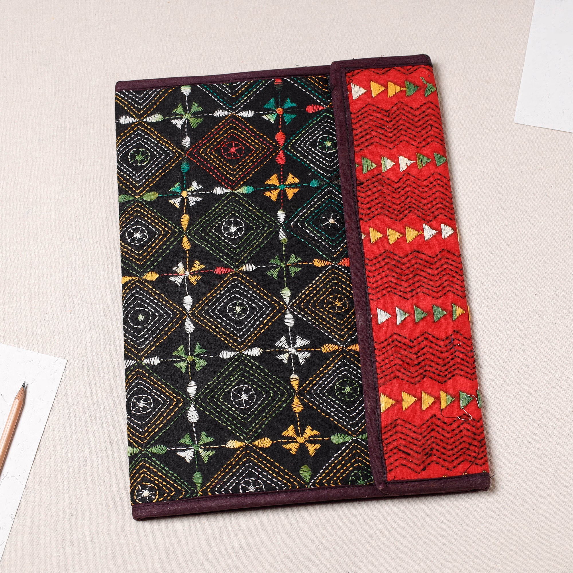 ASALKAAR Bengal Kantha Work Handcrafted File Folder