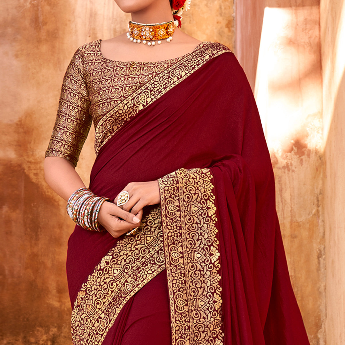 Peachmode Maroon Solid With Jacquard Border Vichitra Silk Saree - view 3
