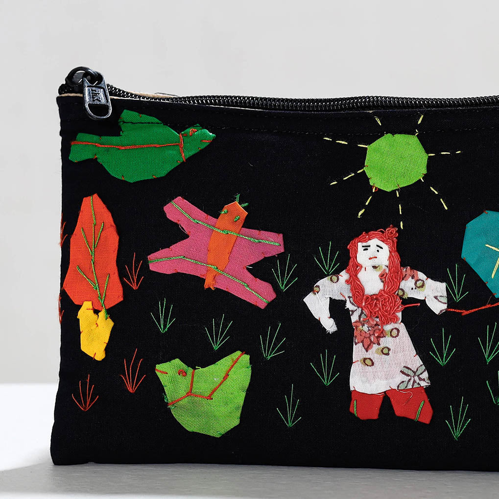 ASHOKA ASSEMBLE - CELEBRATING CRAFTS OF ODISHA Black - Pipli Applique Work Cotton Cosmetic Pouch - view 2