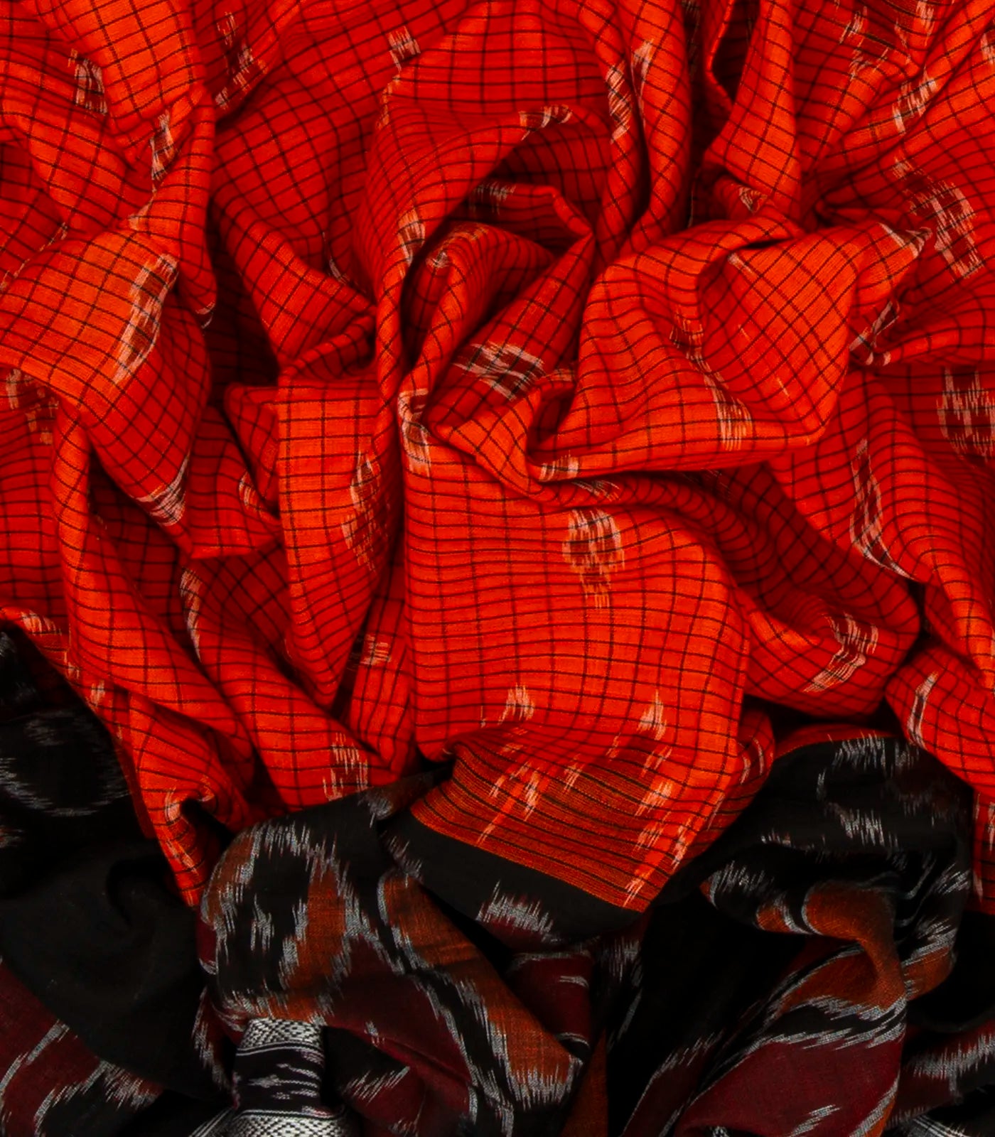 RmKV Red Handloom Orissa Cotton Saree And Black Border - view 3