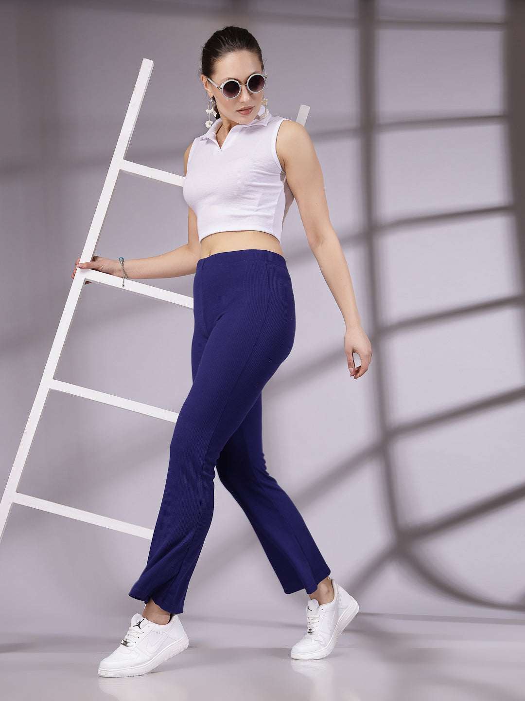 Freehand By The Indian Garage Co Women Solid Trouser - view 2