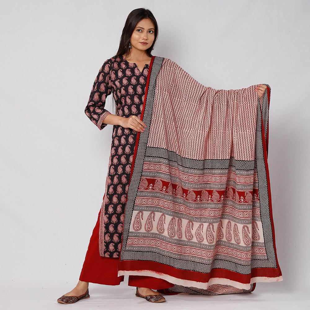 ITOKRI CASUALS Black - Bagh Block Printed Cotton Kurta with Palazzo & Dupatta Set - view 2