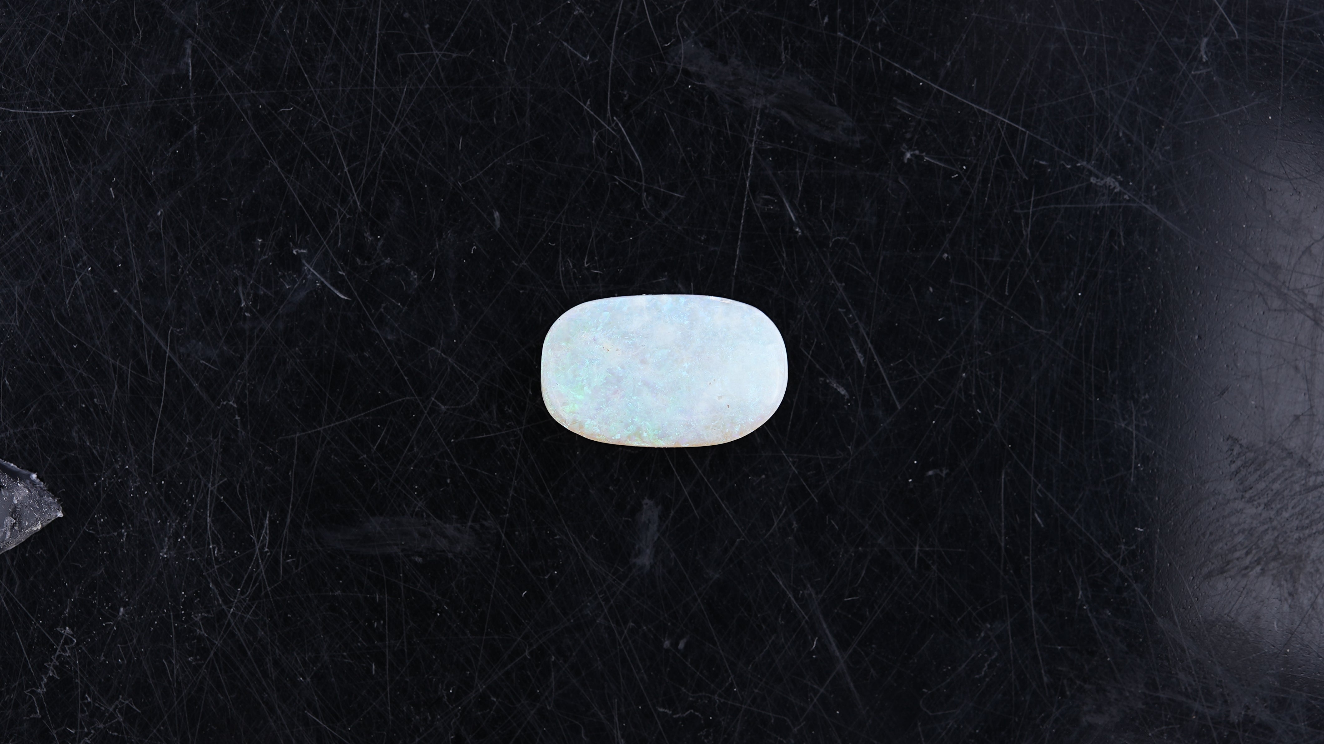 Gemsmantra Opal with Fire - 3.15 Carats (3.465 Ratti) - view 2