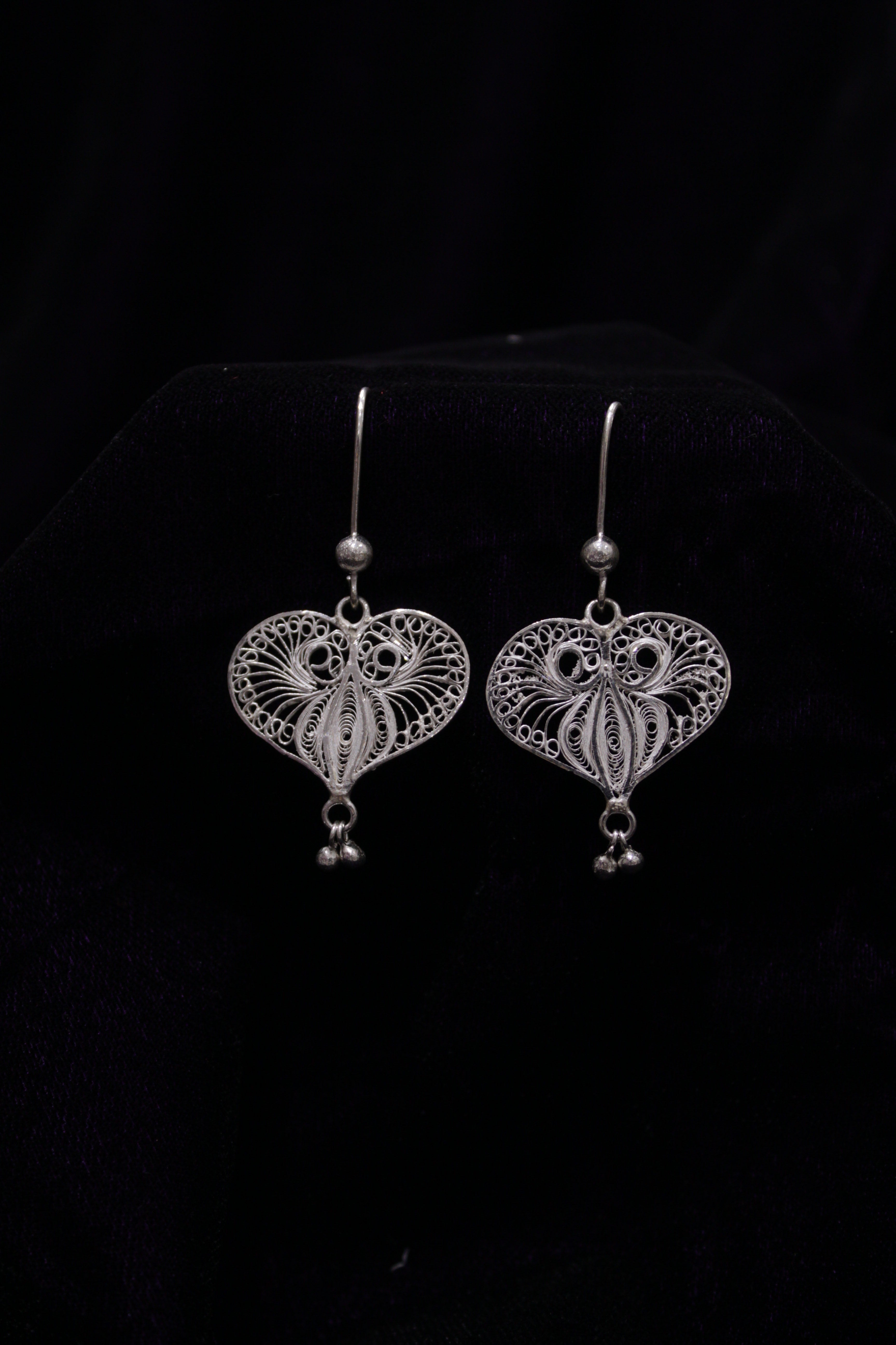 Indianvillez Butterfly in Heart Shape Silver Bead Filigree Earring