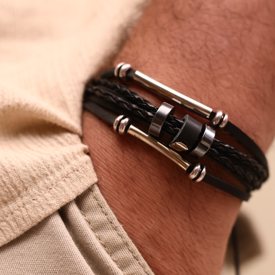 Bigsmall Black Leather Bracelets With Rings - view 2