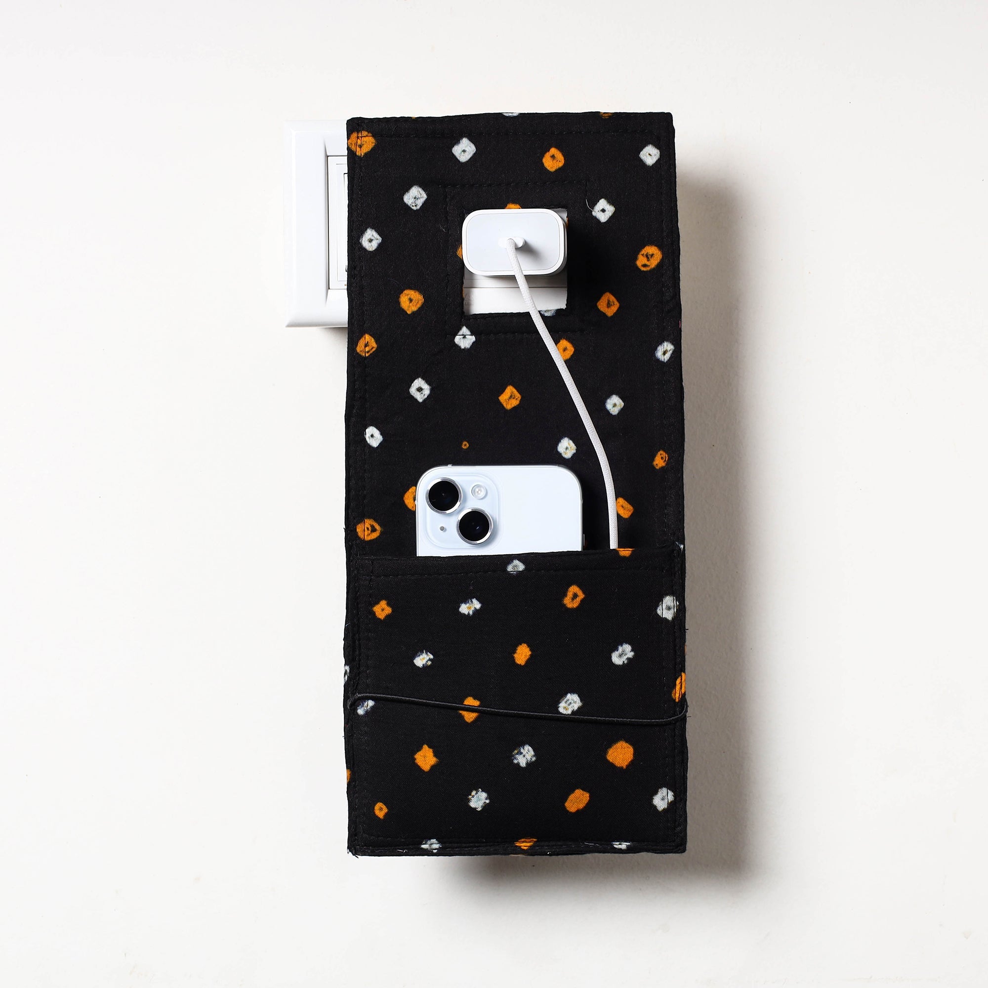 ITOKRI CRAFTS INITIATIVE Black - Bandhani Tie Dye Cotton Mobile Charging Holder