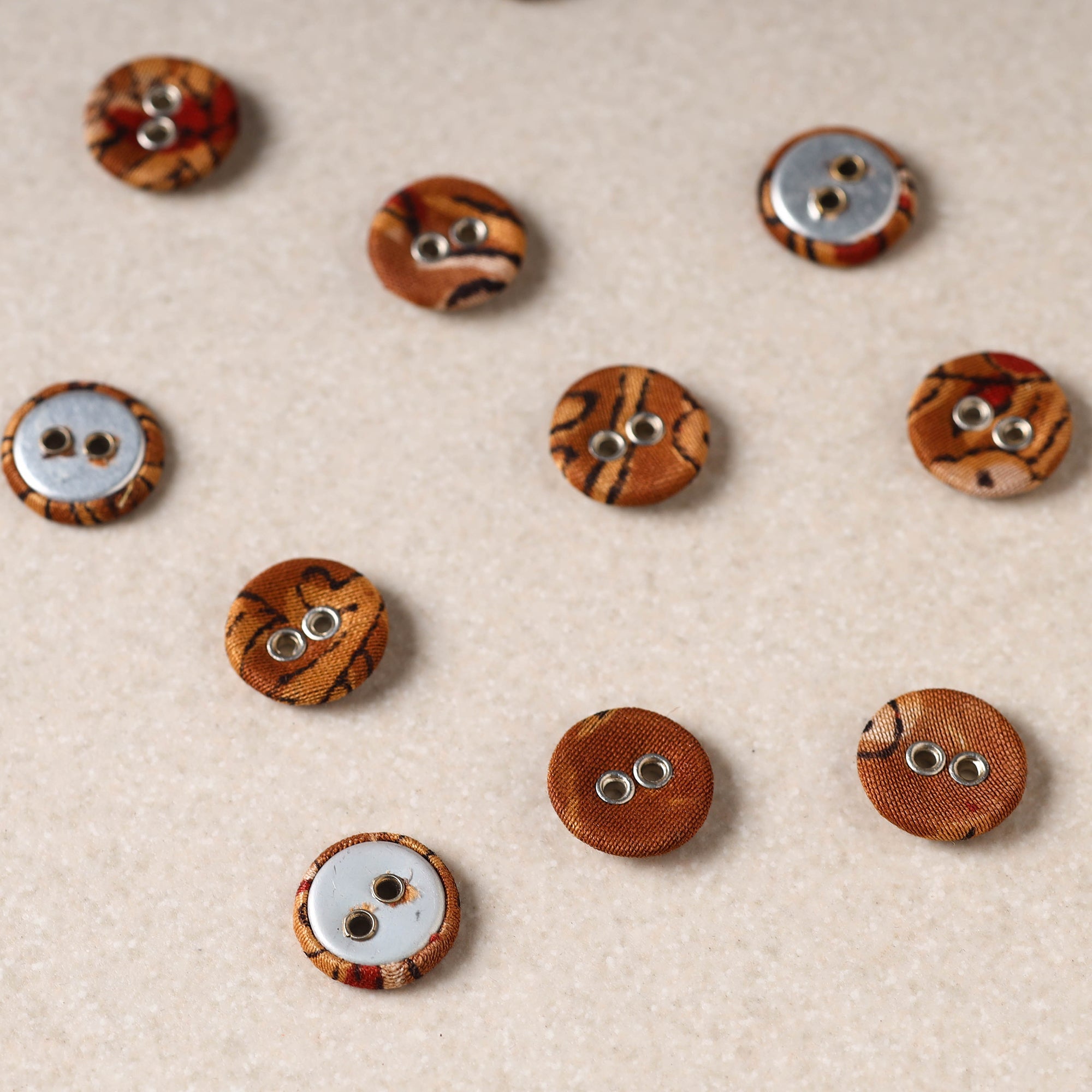 BUTTON BAAZ 1cm Buttonbaaz Handmade Button Medium (Set of 10) 61 - view 2