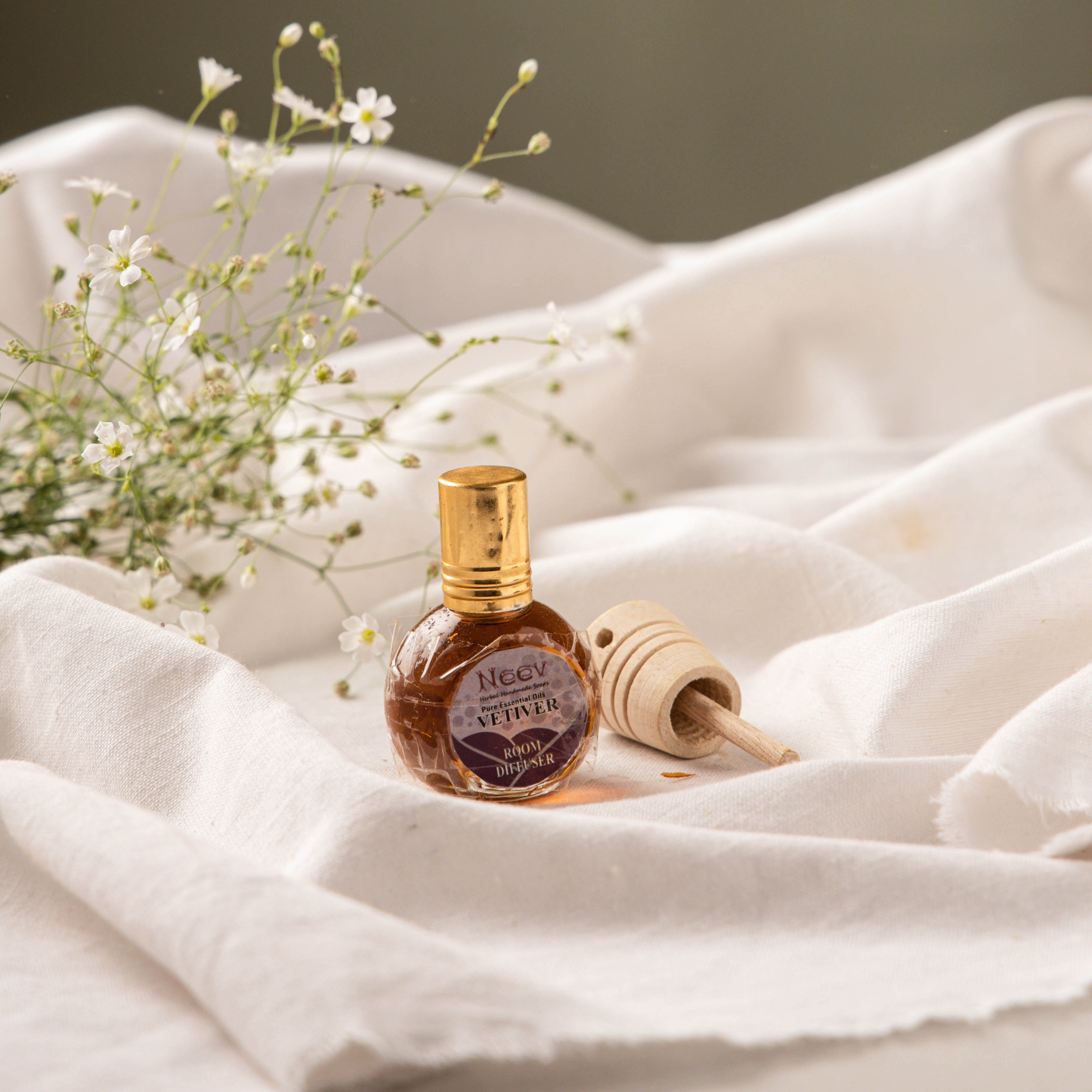 NEEV "Vetiver Oil Room Diffuser Enhances Libido and Awakens Sexual Desire" - view 2