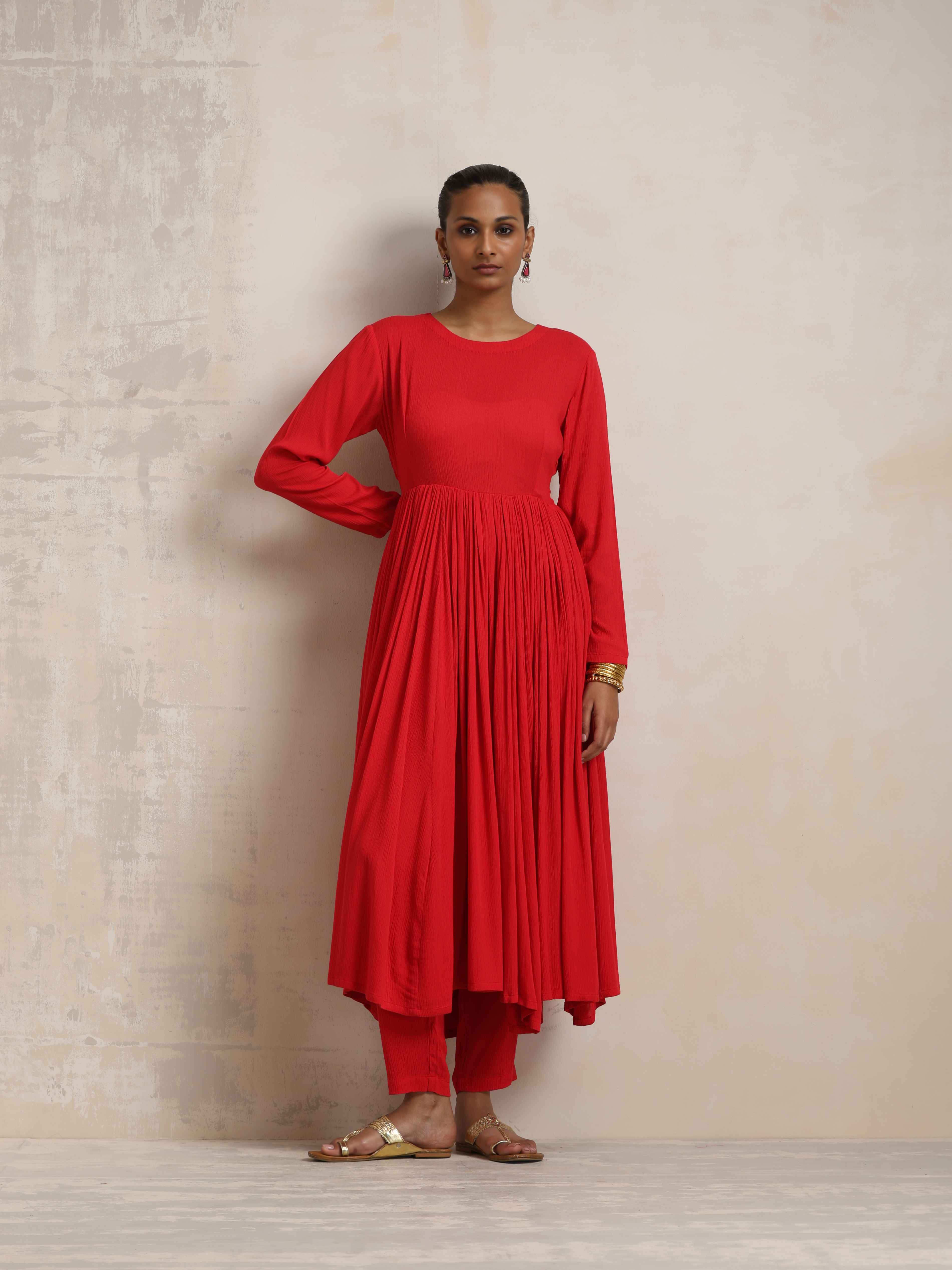 trueBrowns Red Crinkle Anarkali Kurta Pant Dupatta Set - view 2