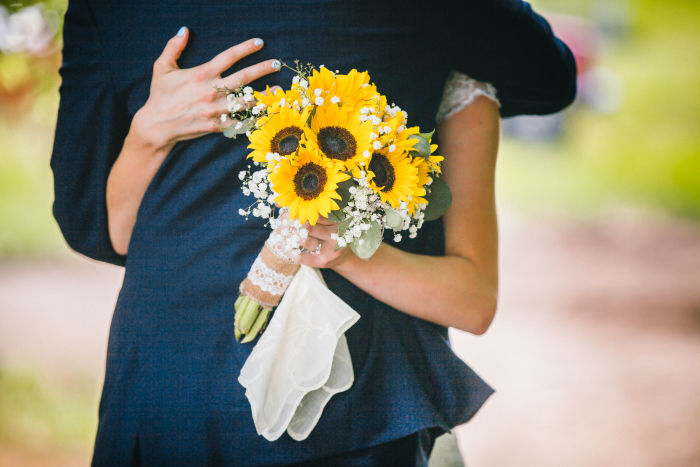 fiftyflowers.com Country Summer Chic Wedding