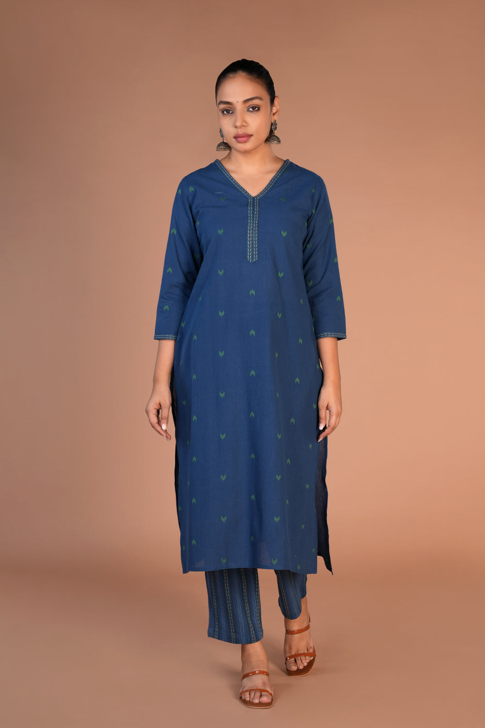 Kalanjali Ethnics Indigo blue woven cotton Kurta and pants set