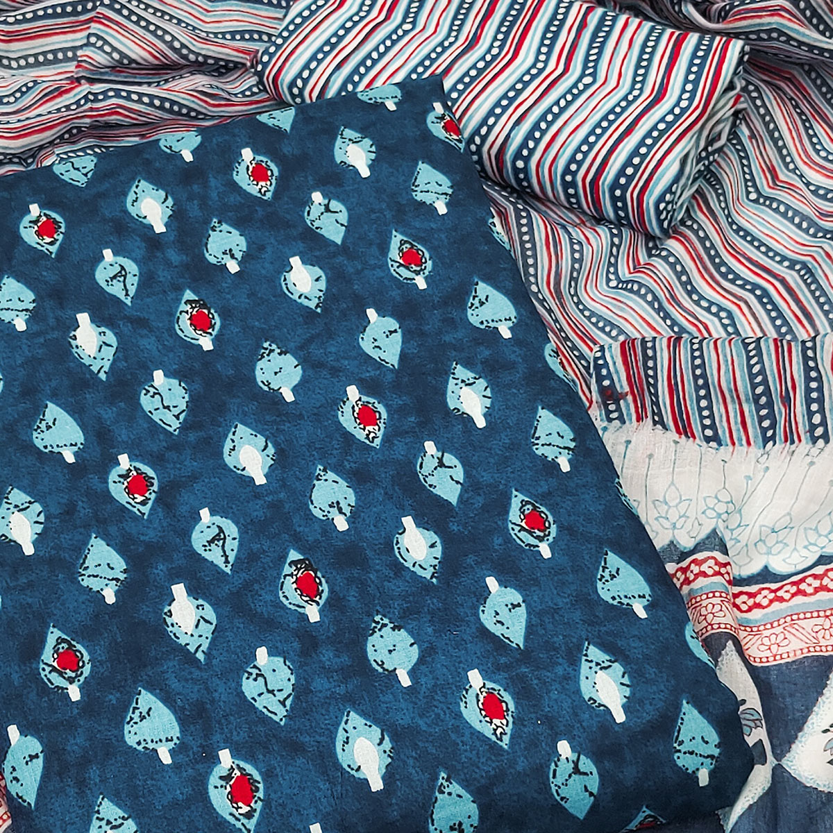 Morpich Floral Printed Pure Cotton Dress Material - view 2