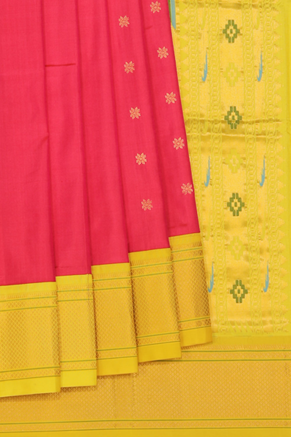 Kalanjali Gadwal Silk Fuchsia-Pink Saree With Paithani-Fusion Pallu
